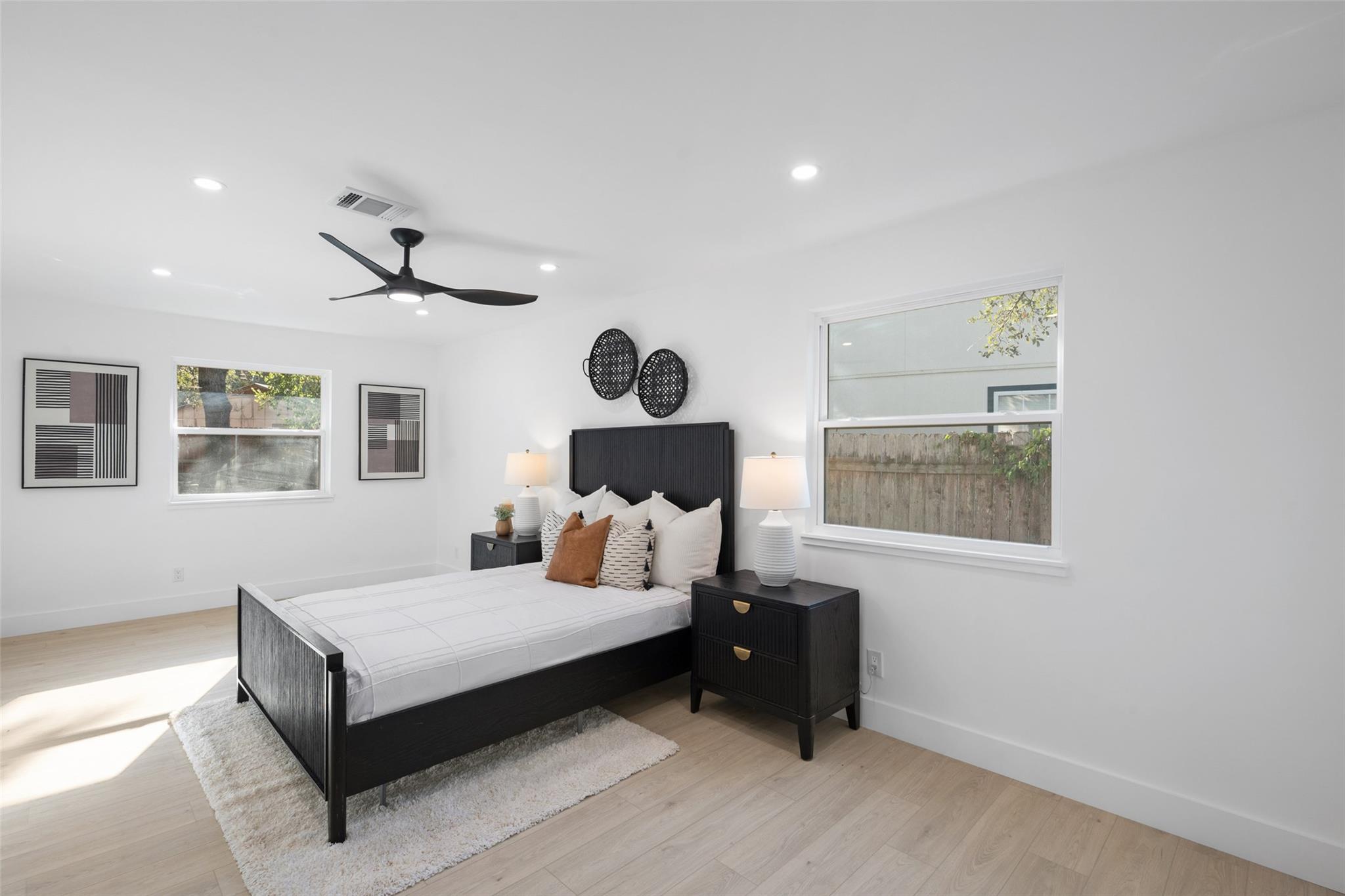 7729 Croftwood Dr, Austin, TX 78749