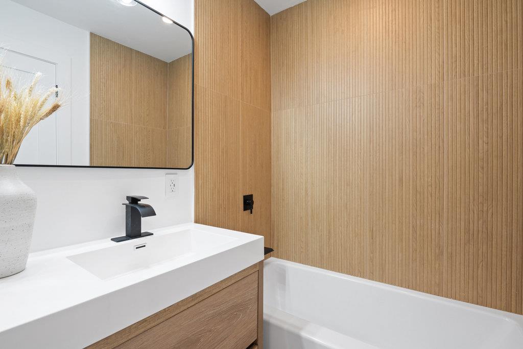 7729 Croftwood Dr, Austin, TX 78749