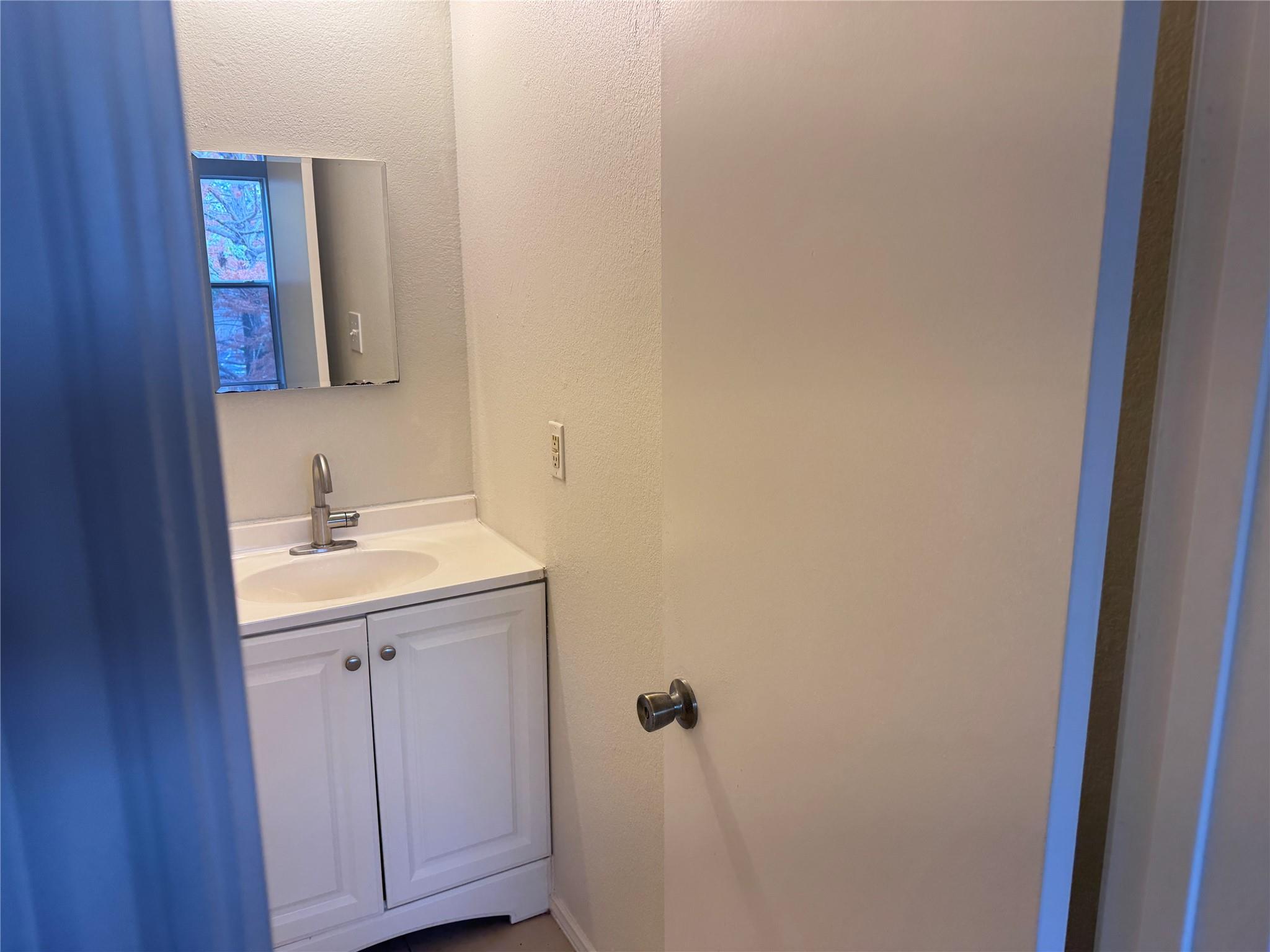 10935 Old Manchaca Rd, Austin, TX 78748