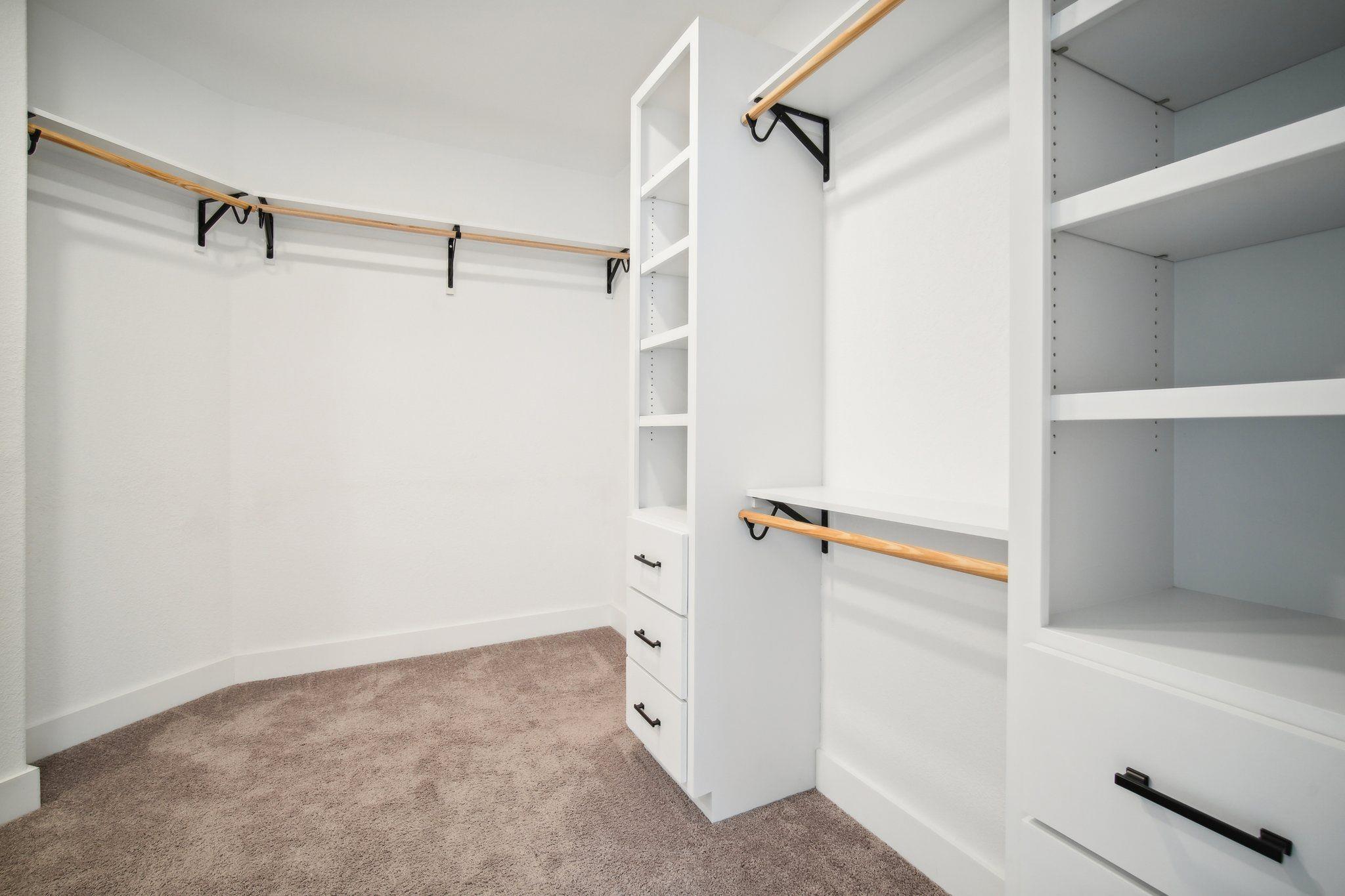 7409 Turnback Ledge Trl, Lago Vista, TX 78645