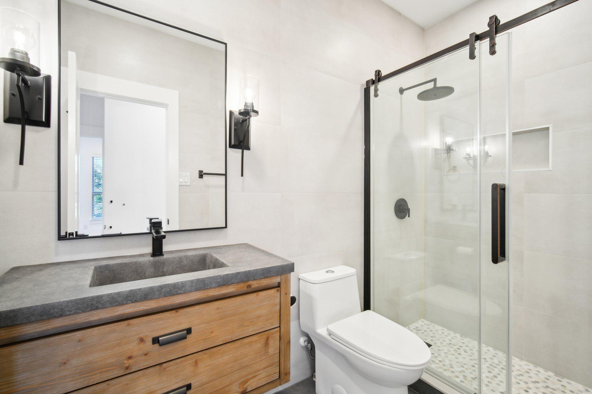 7409 Turnback Ledge Trl, Lago Vista, TX 78645