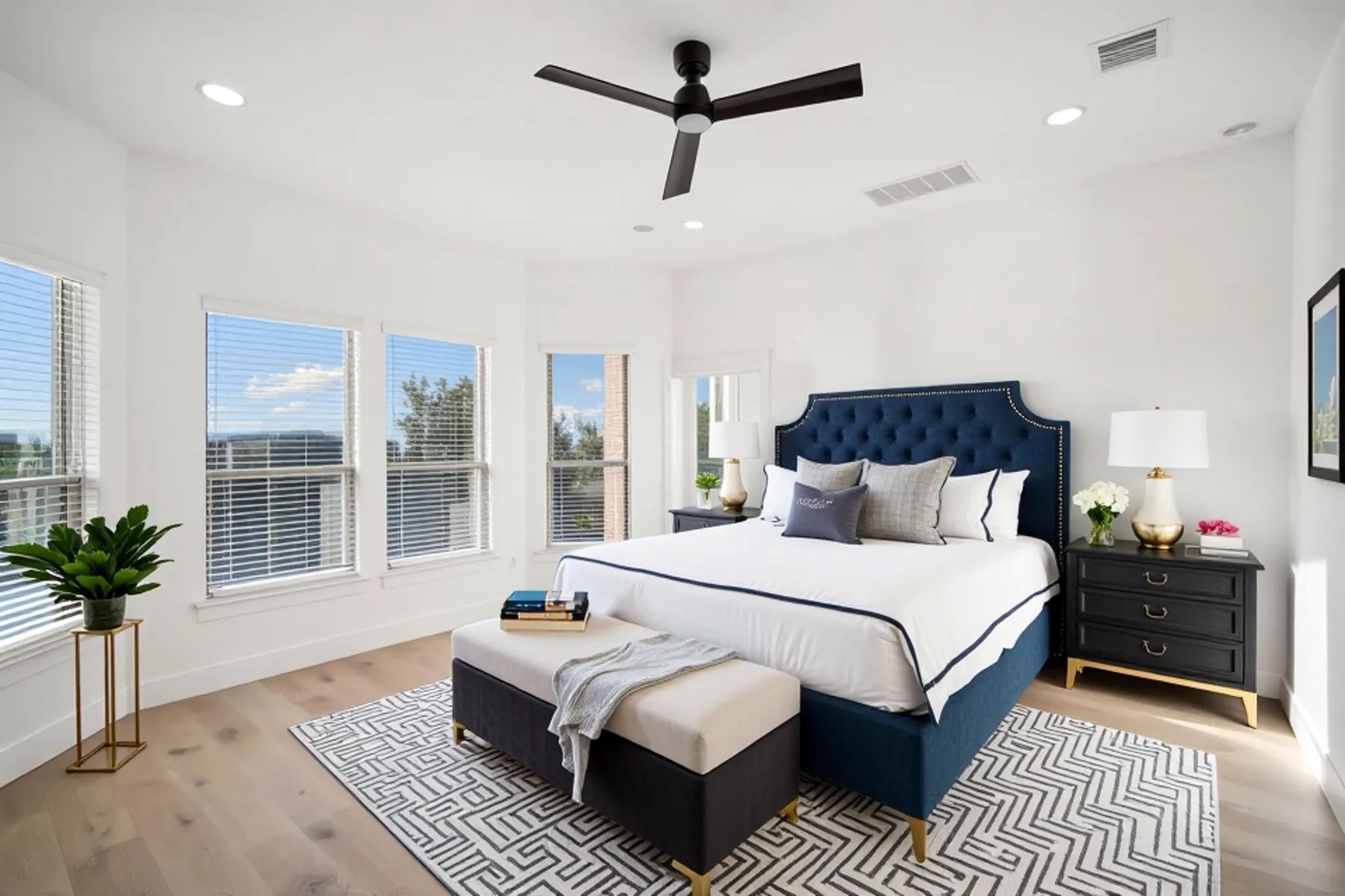 7409 Turnback Ledge Trl, Lago Vista, TX 78645