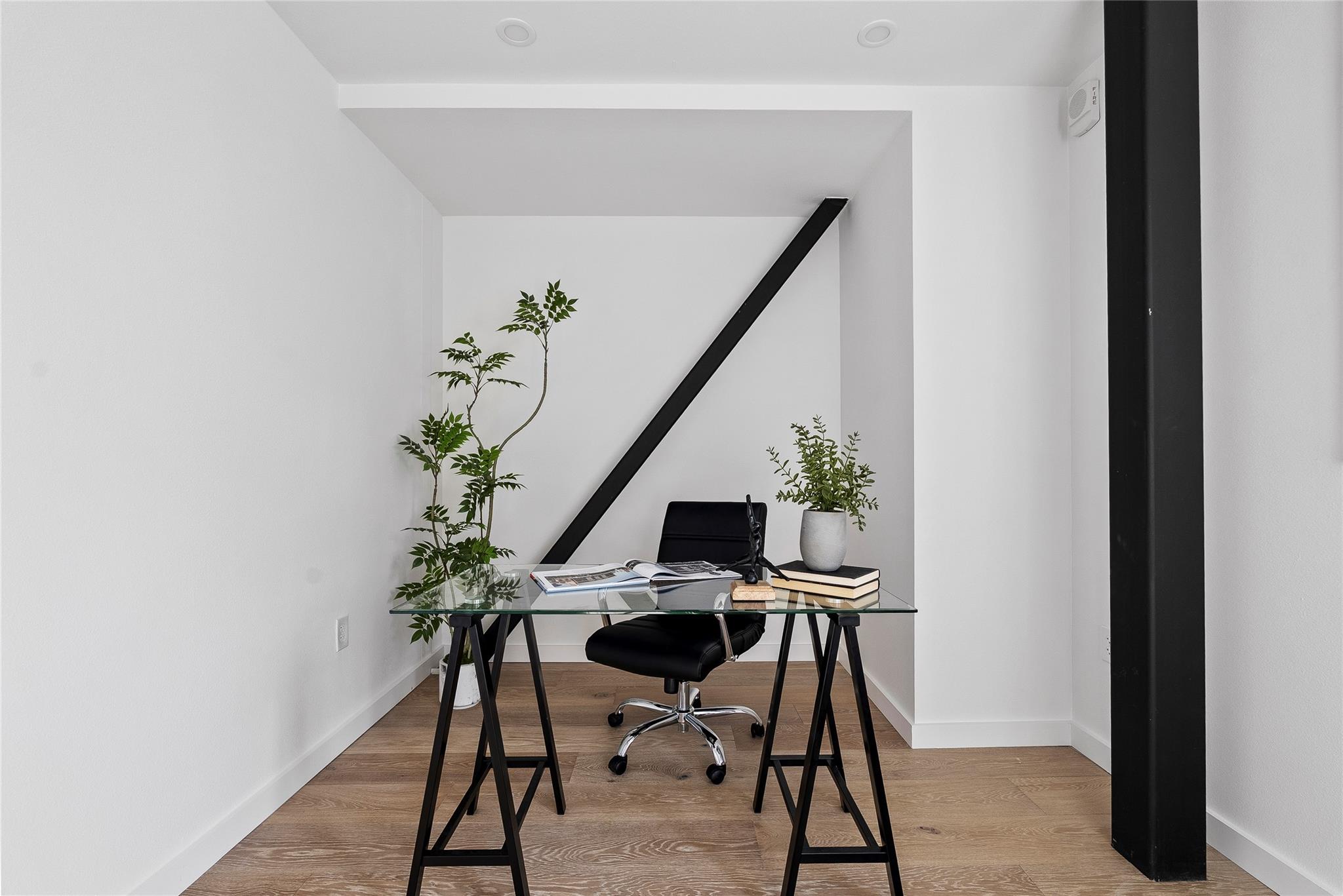 1800 E 4th St # 396, Austin, TX 78702