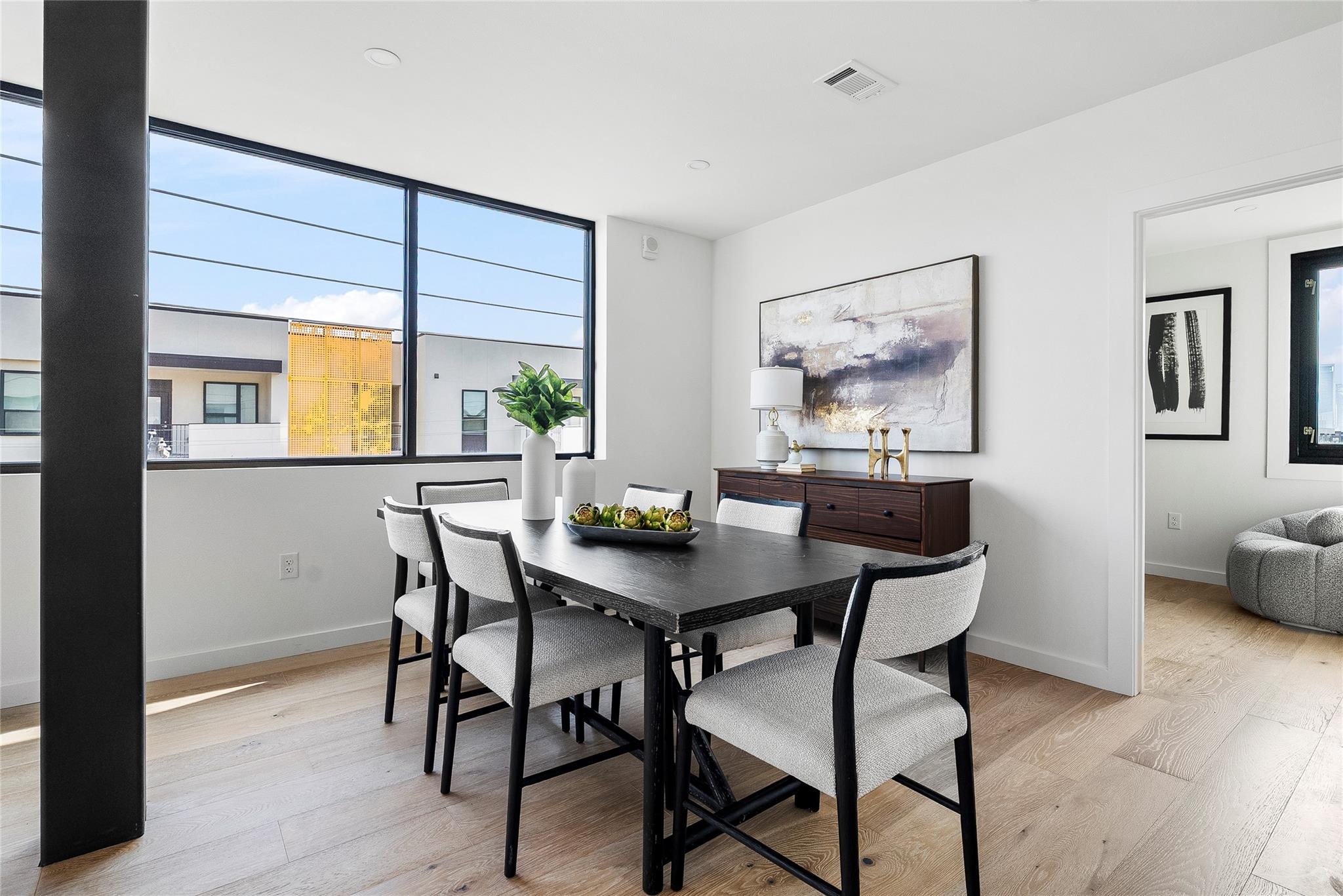 1800 E 4th St # 396, Austin, TX 78702