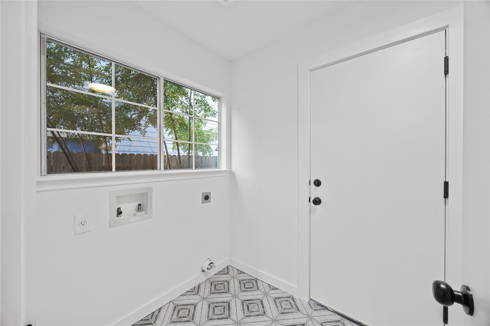 1072 London Ln, Georgetown, TX 78626