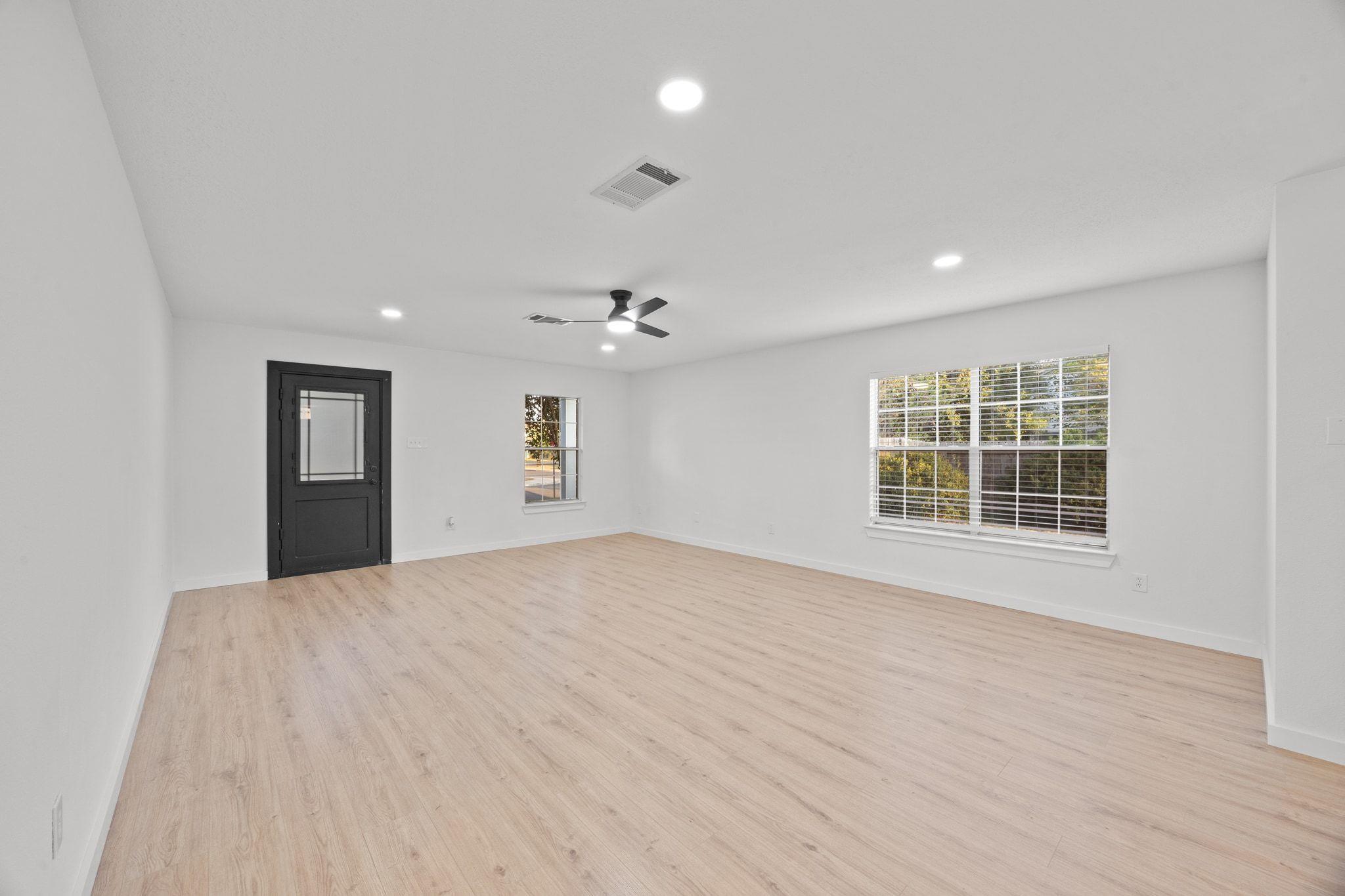 1072 London Ln, Georgetown, TX 78626