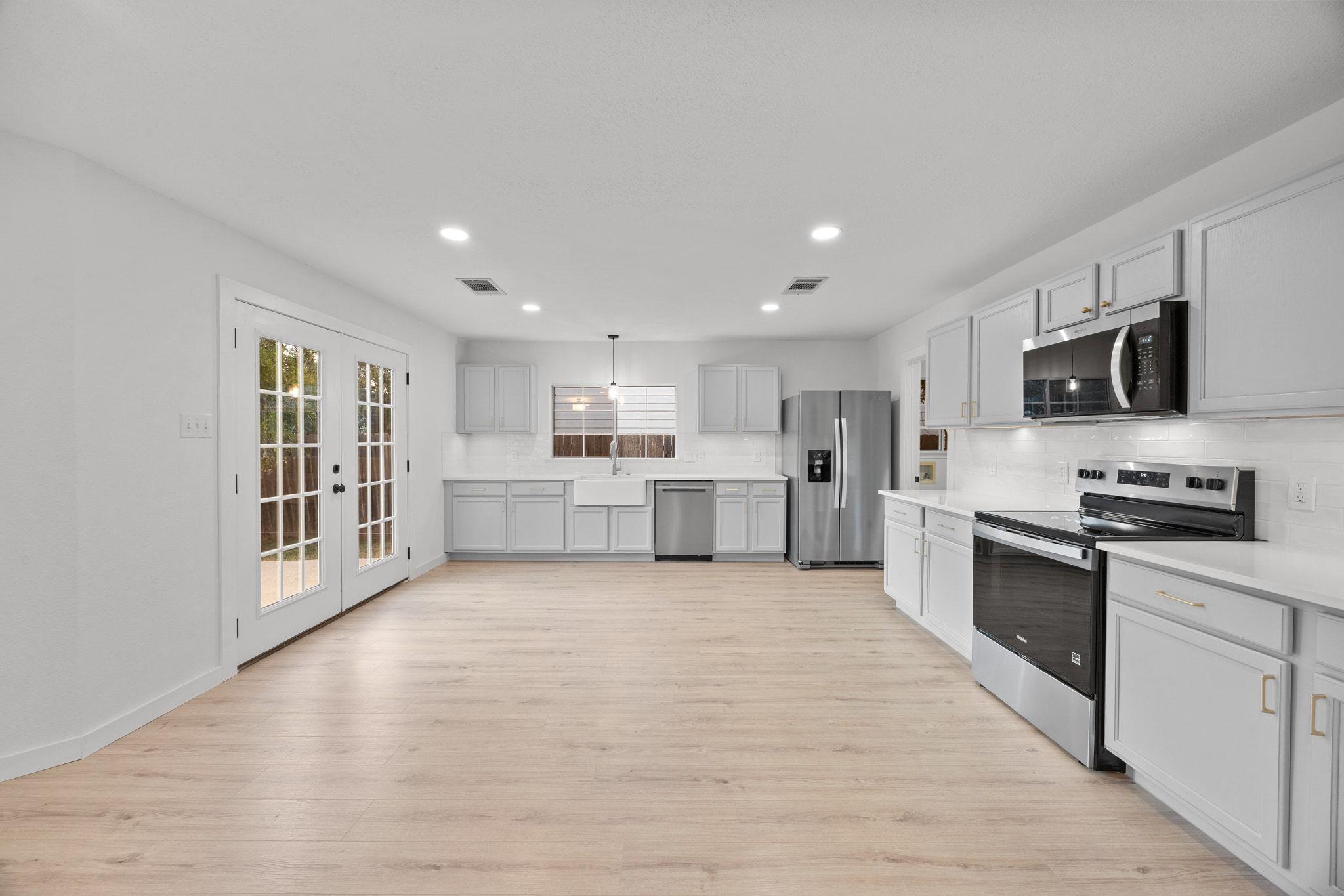 1072 London Ln, Georgetown, TX 78626