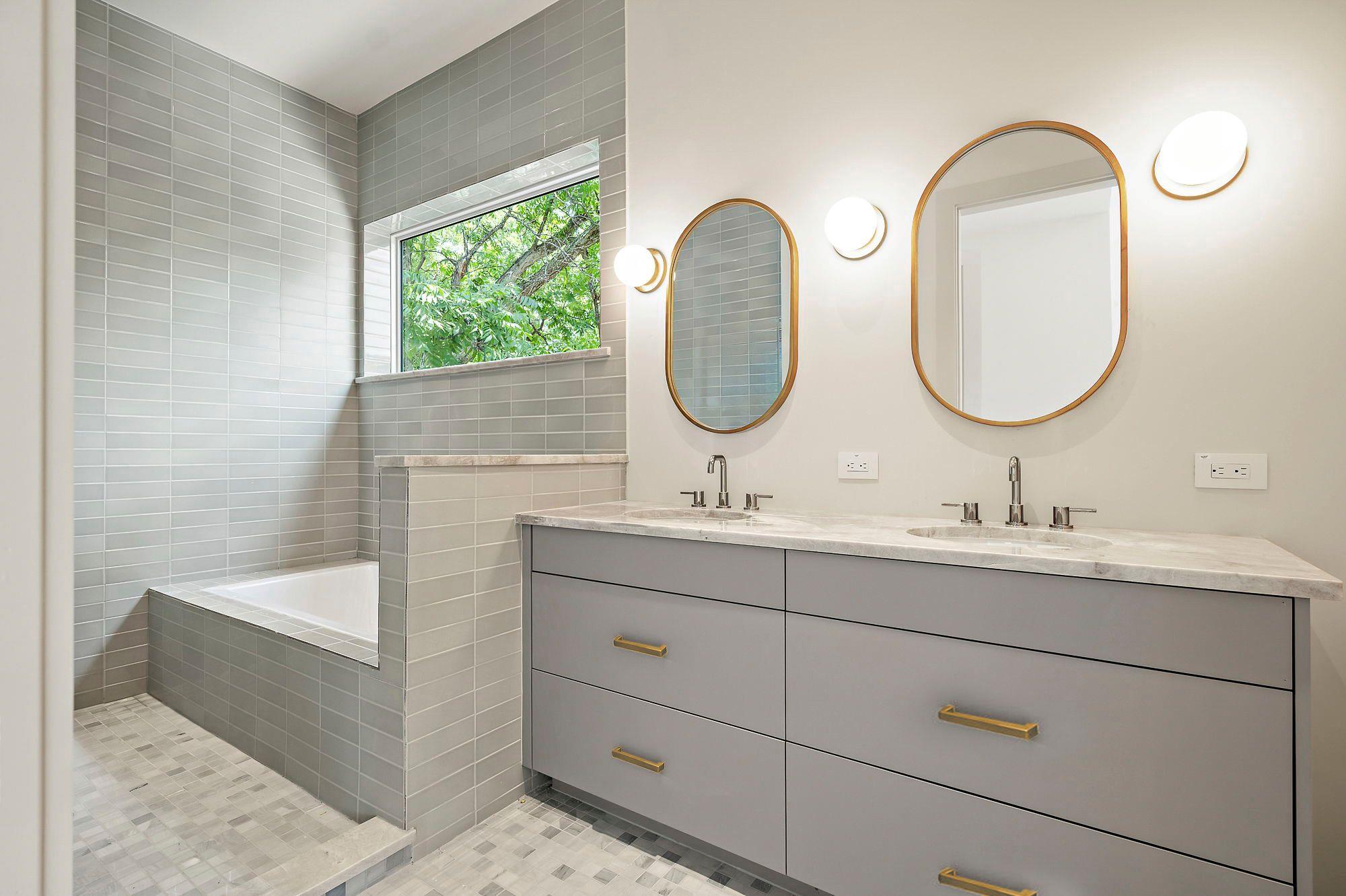 2109 Maple Ave, Austin, TX 78722