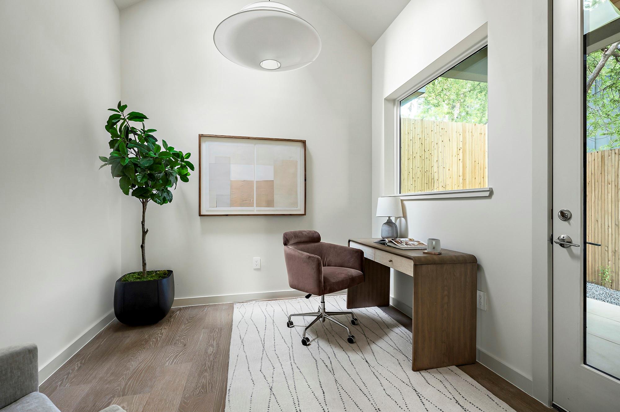 2109 Maple Ave, Austin, TX 78722