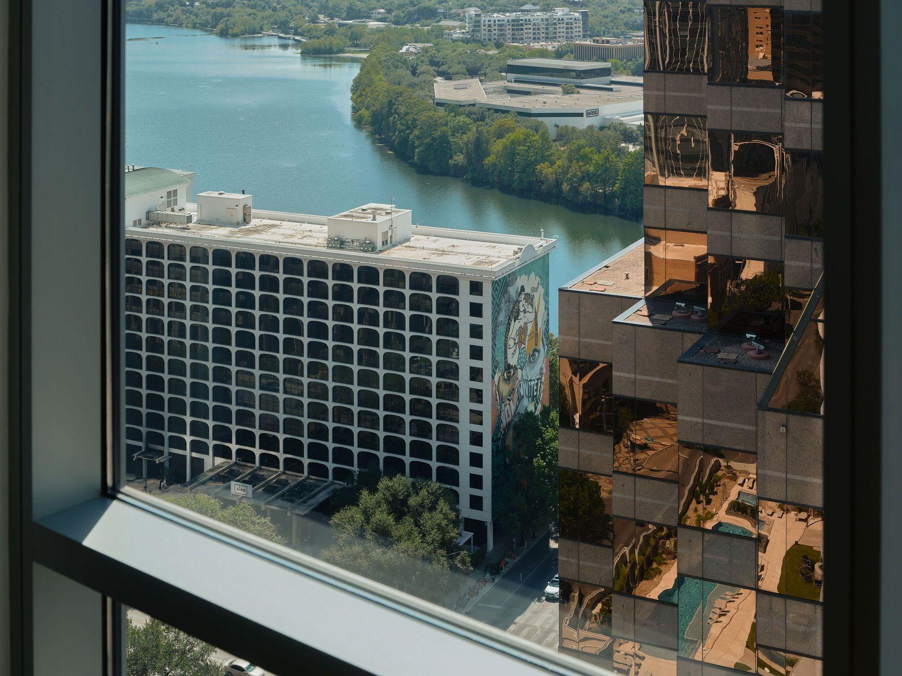 200 Congress Ave # 23C, Austin, TX 78701