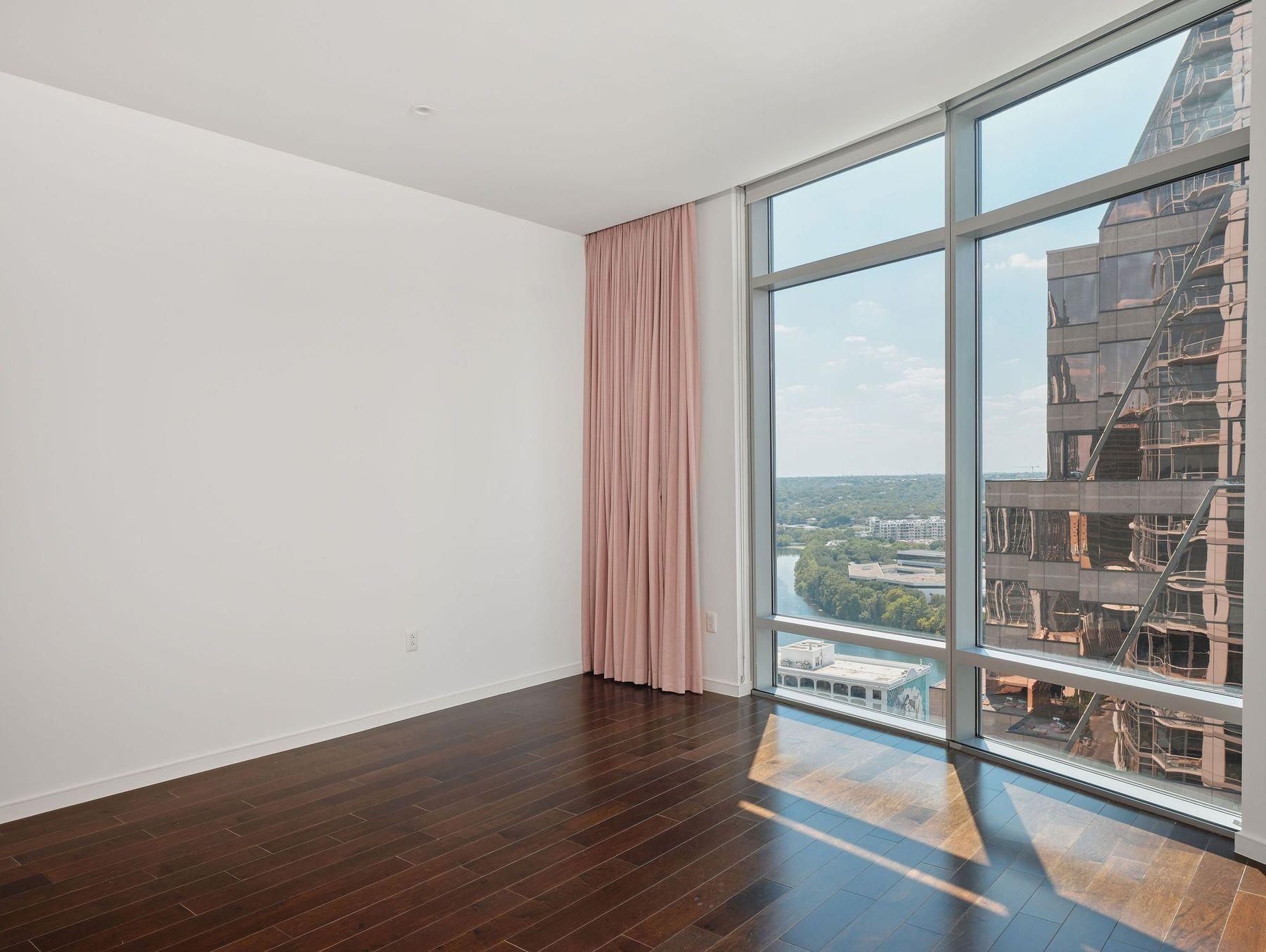 200 Congress Ave # 23C, Austin, TX 78701