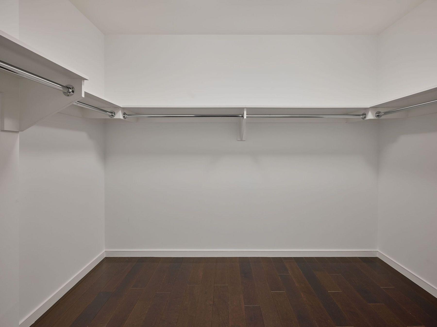 200 Congress Ave # 23C, Austin, TX 78701