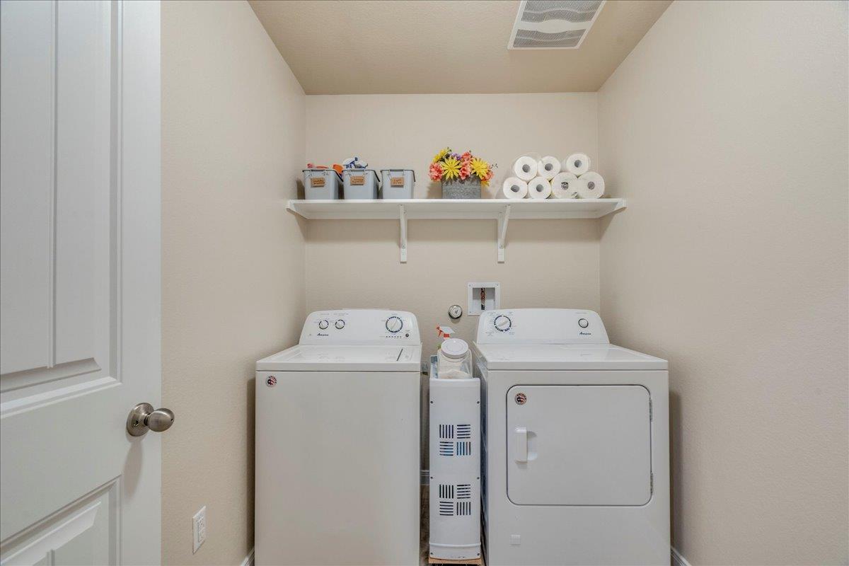 290 Dusky Thrush Dr, Kyle, TX 78640