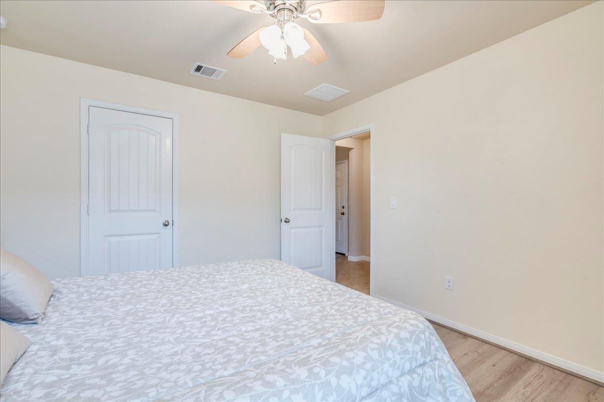 290 Dusky Thrush Dr, Kyle, TX 78640