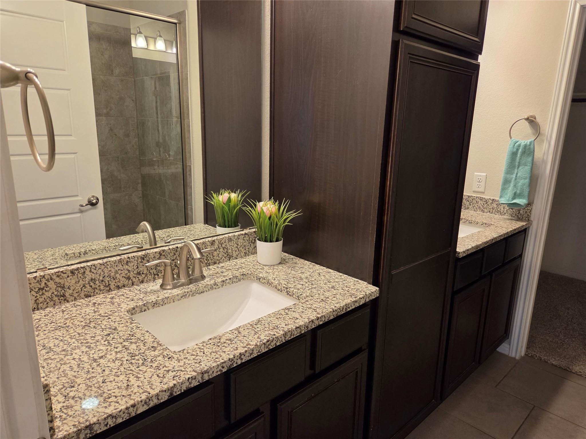 2304 S Lakeline Blvd # 452, Cedar Park, TX 78613