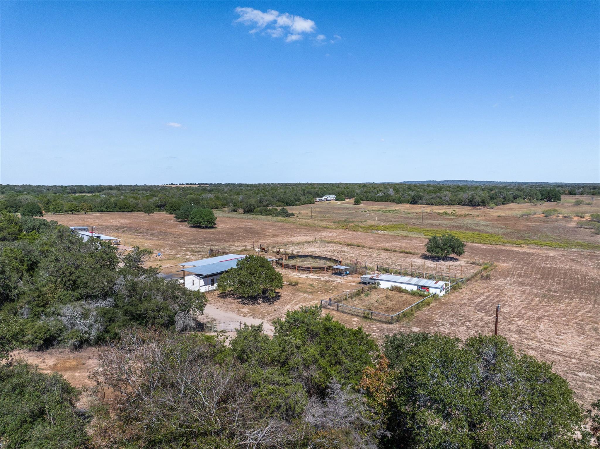 2135 Mule Creek Rd, Harwood, TX 78632