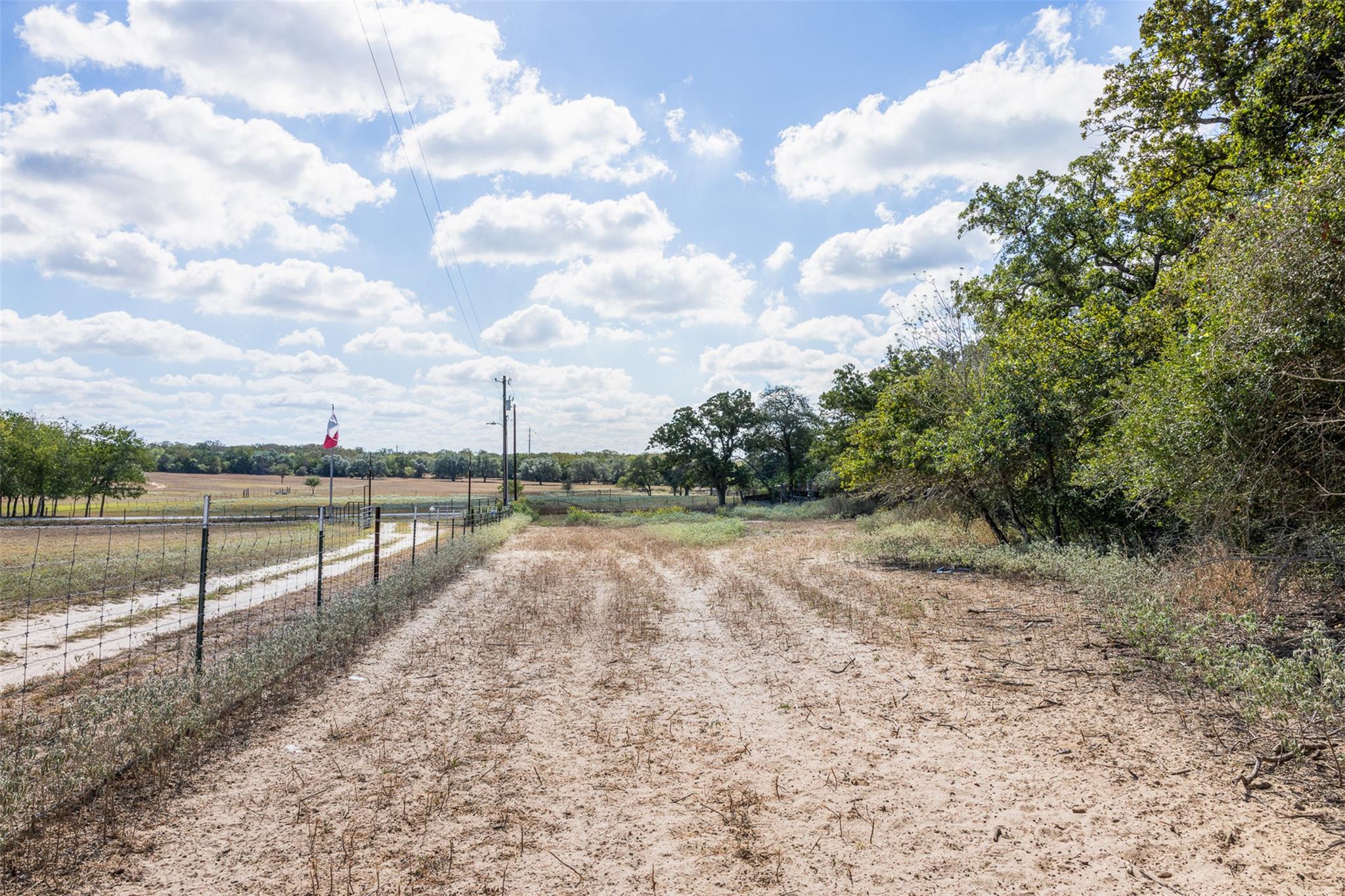 2135 Mule Creek Rd, Harwood, TX 78632