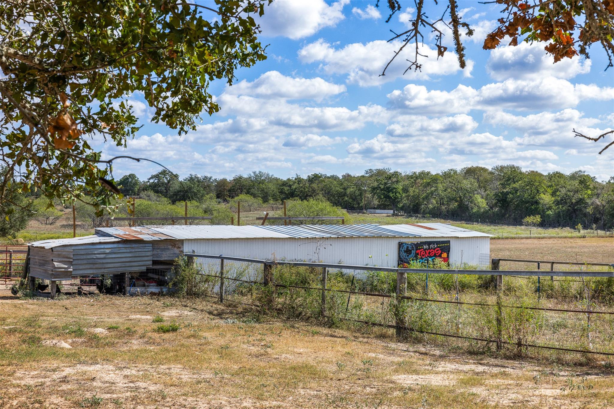 2135 Mule Creek Rd, Harwood, TX 78632