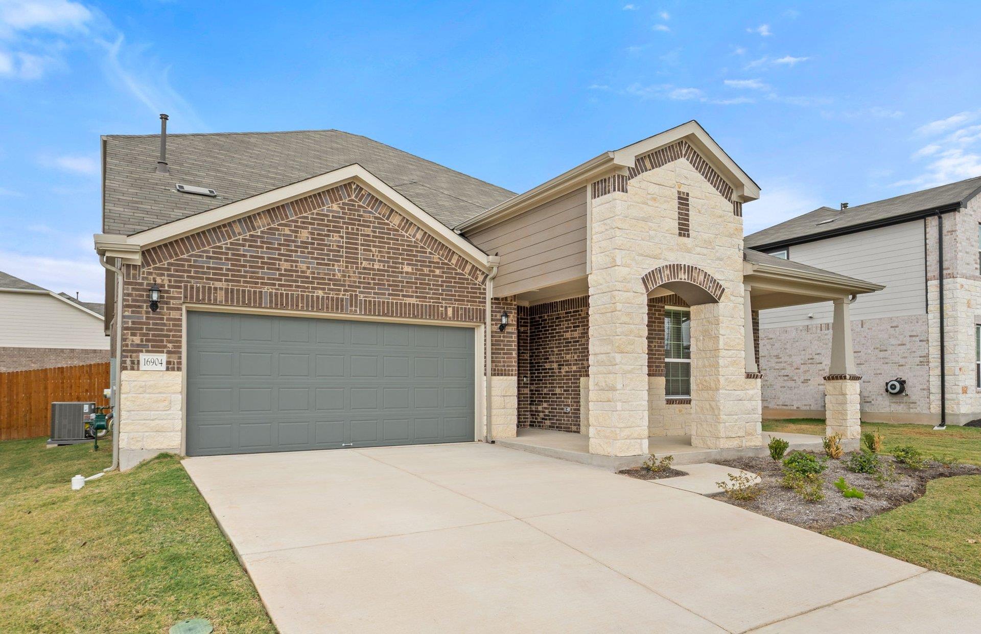 16904 Santiaguillo Trce, Manor, TX 78653
