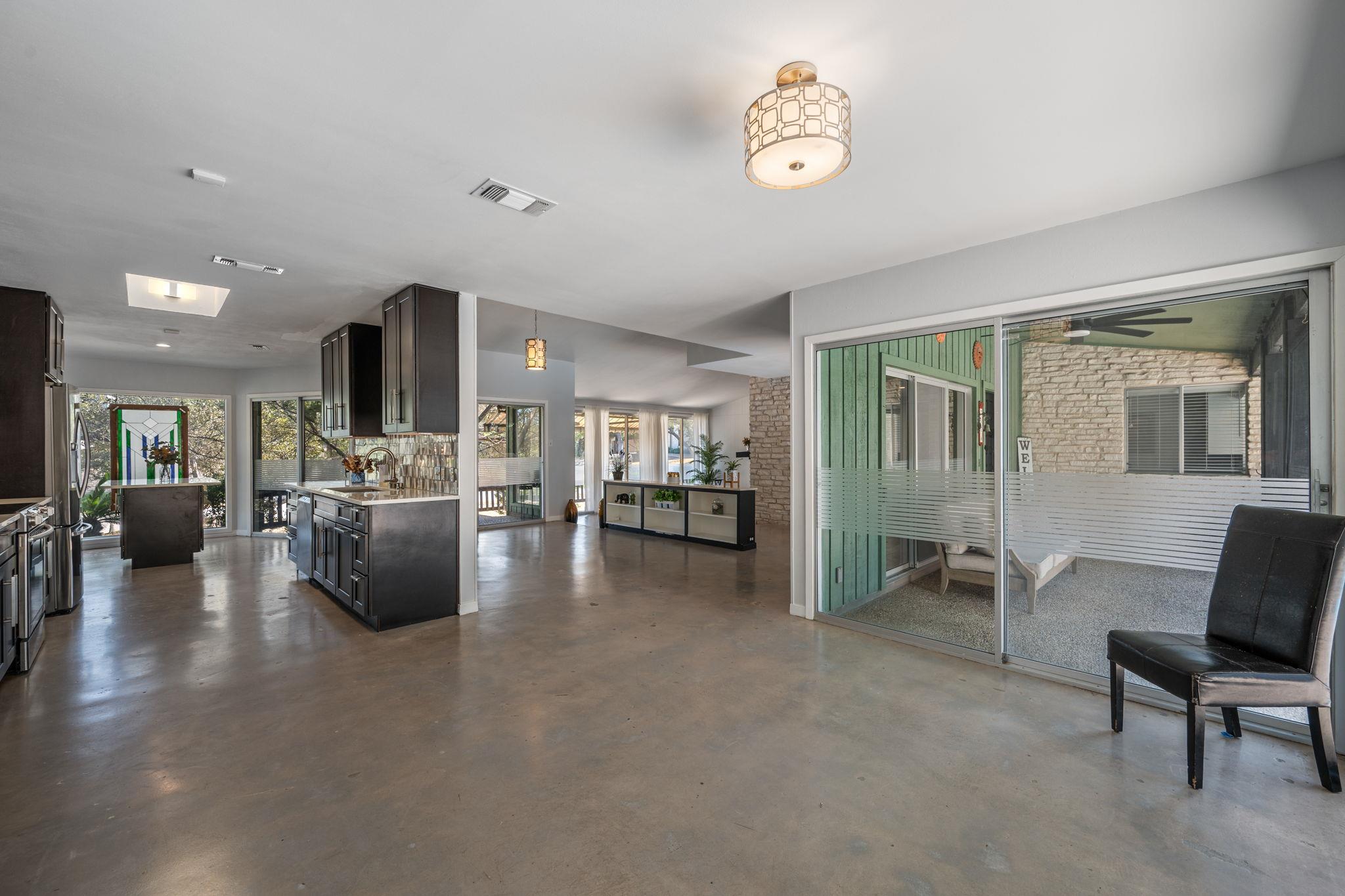 701 Dragon, Lakeway, TX 78734