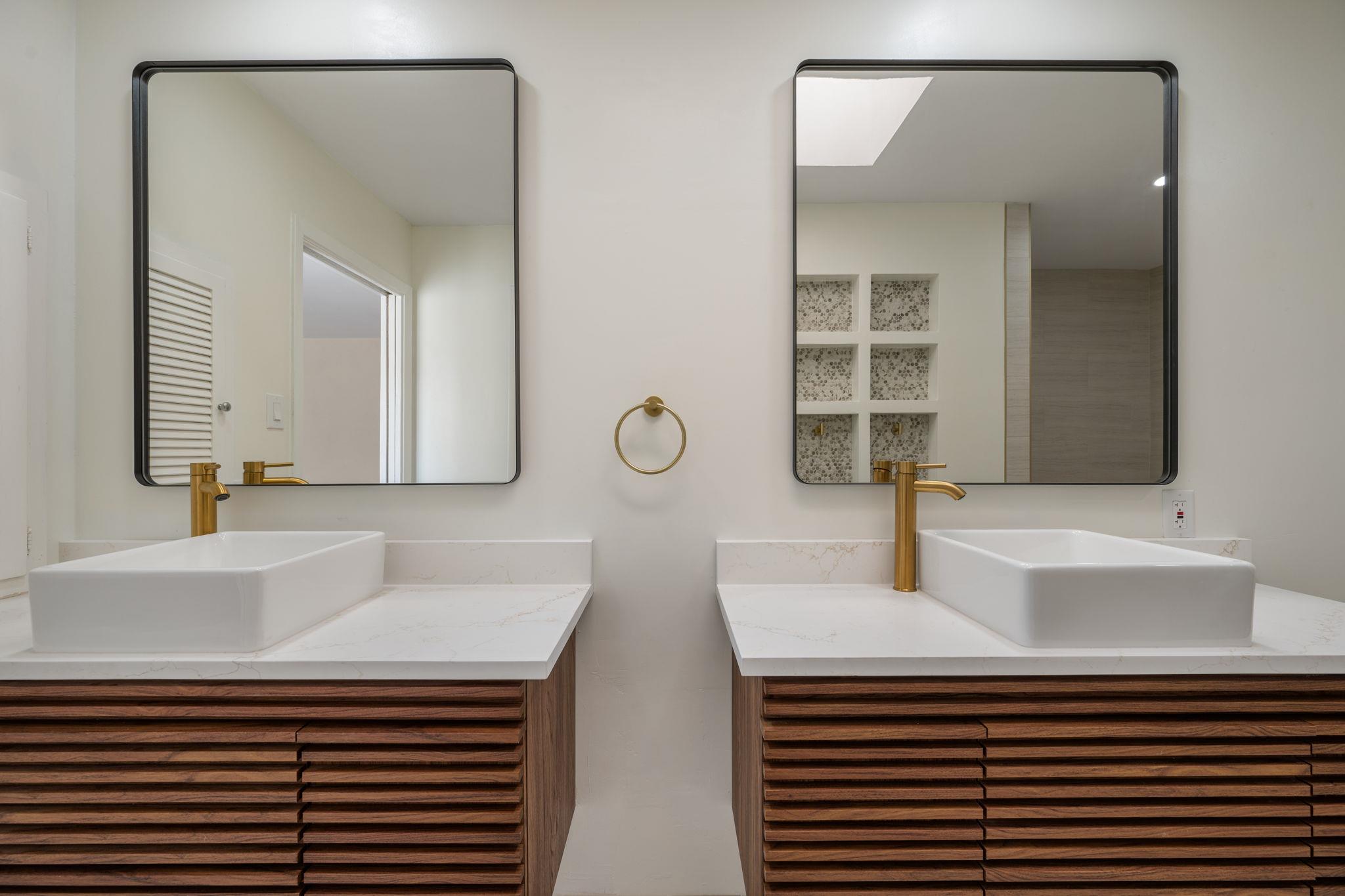 701 Dragon, Lakeway, TX 78734