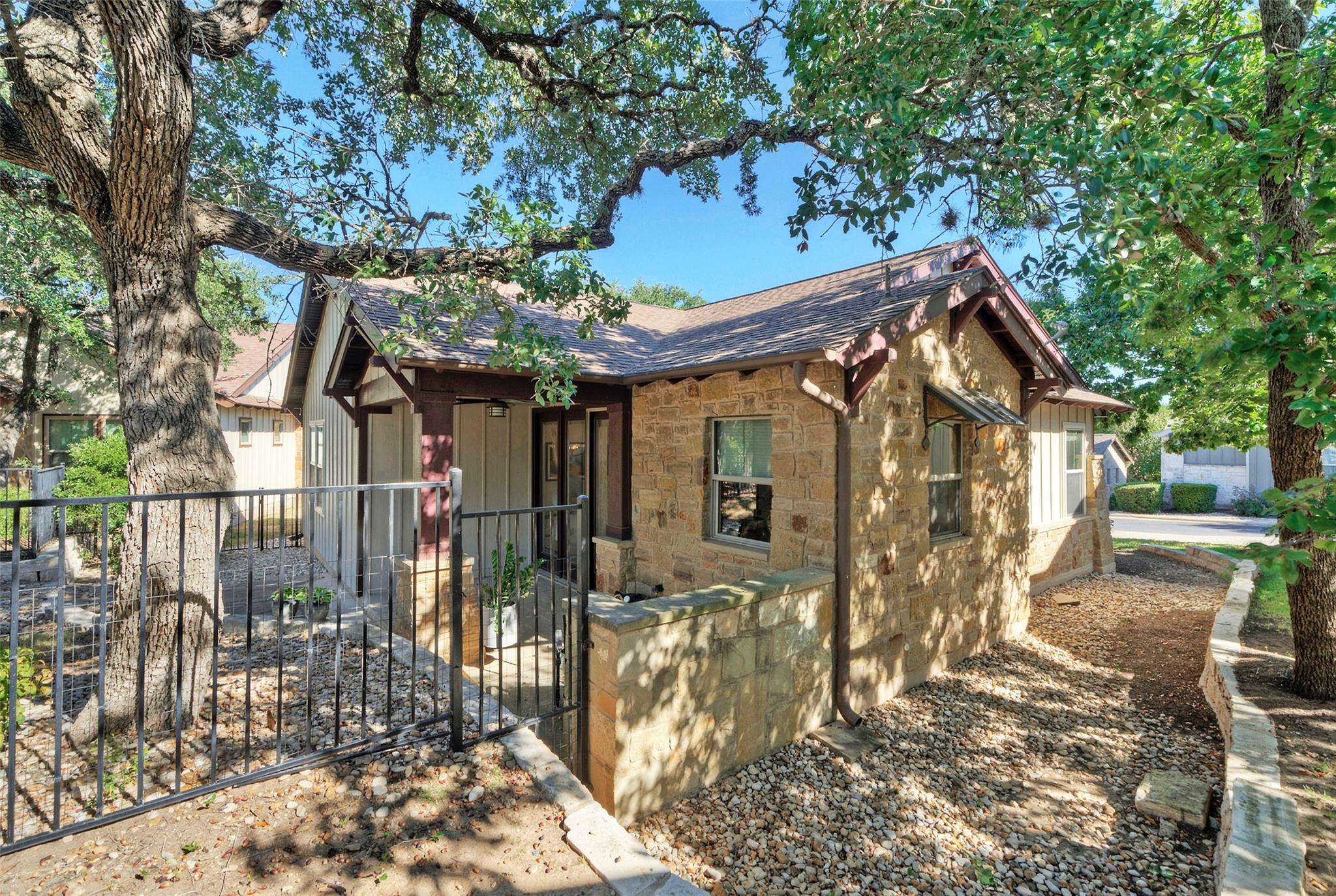 14501 FalconHead Blvd # 28, Austin, TX 78738