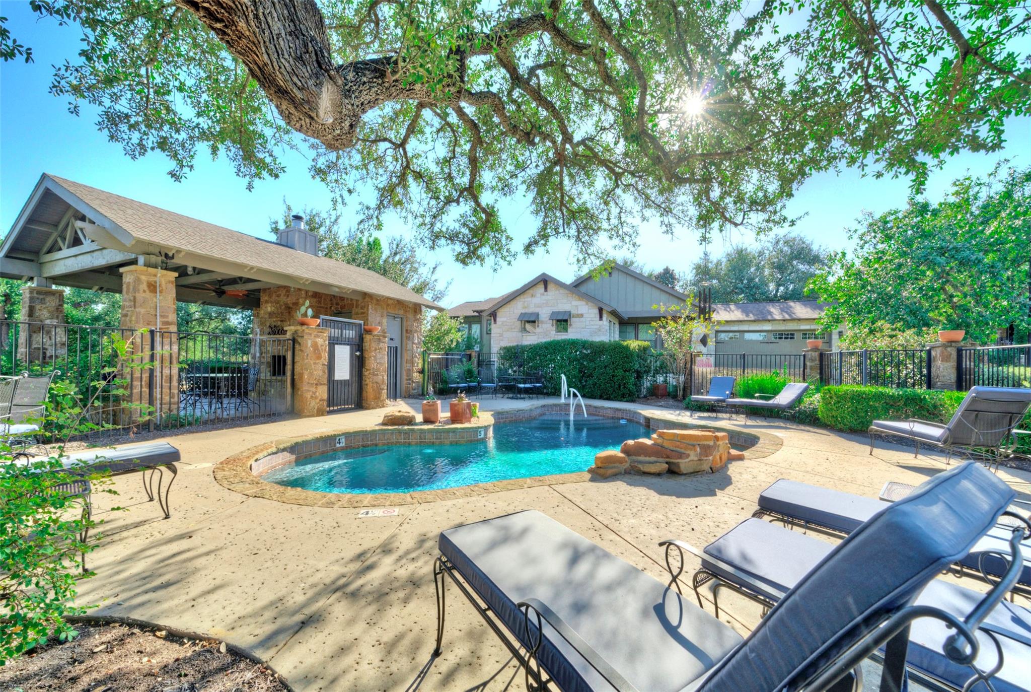 14501 FalconHead Blvd # 28, Austin, TX 78738