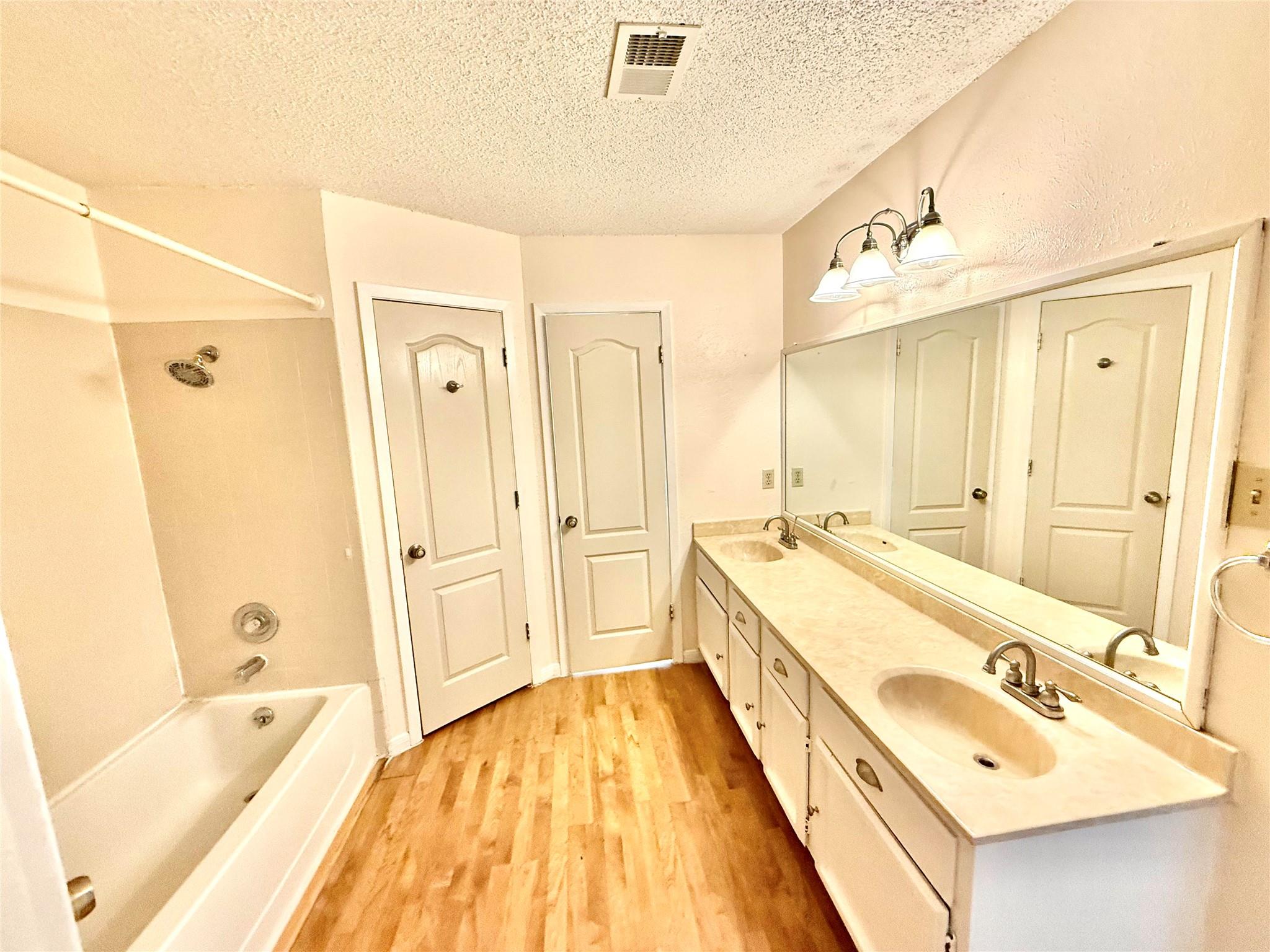 710 Riverwood Dr, Cedar Park, TX 78613