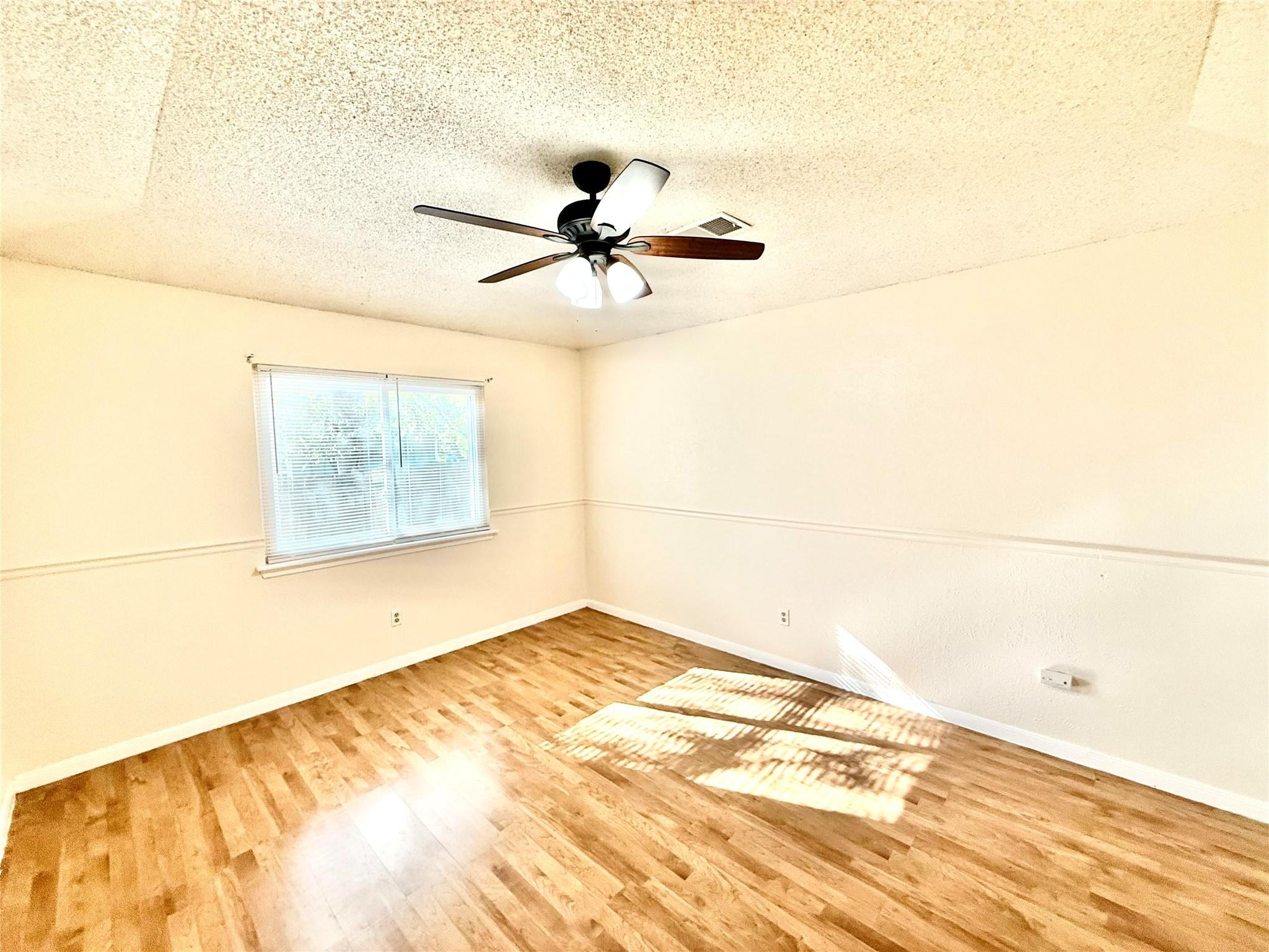 710 Riverwood Dr, Cedar Park, TX 78613