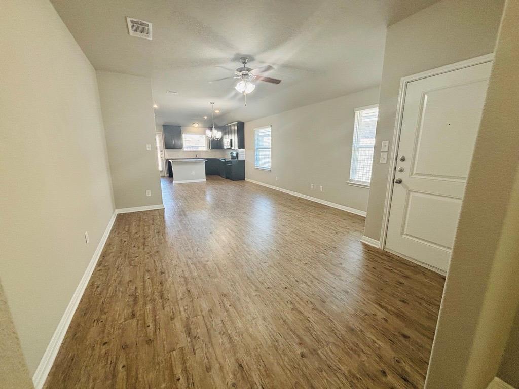 1302 Golden Barley Dr, Pflugerville, TX 78660