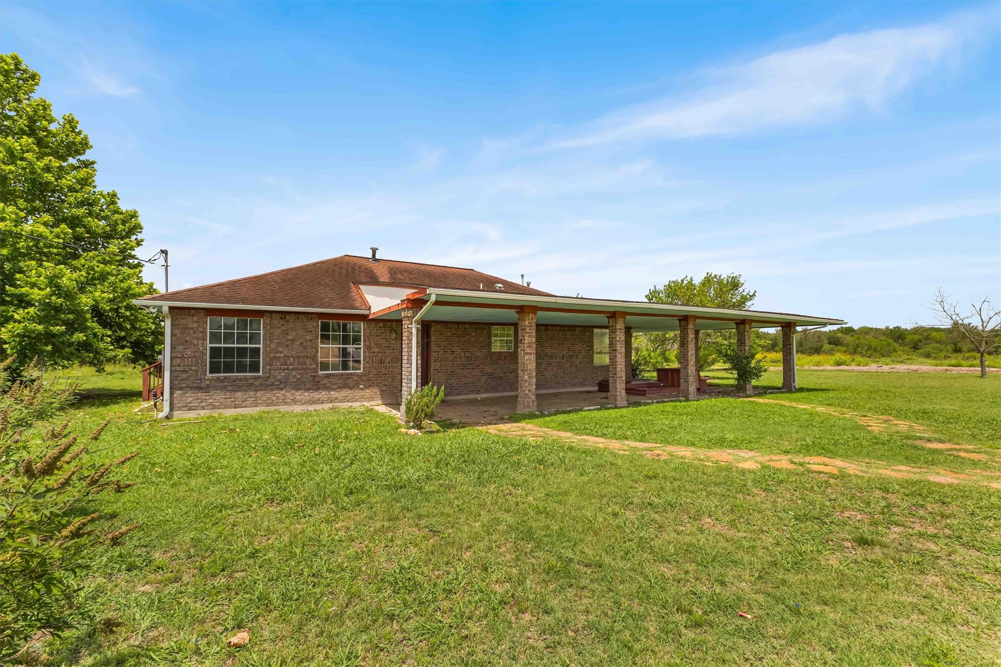 12212 Ballerstedt Rd, Elgin, TX 78621