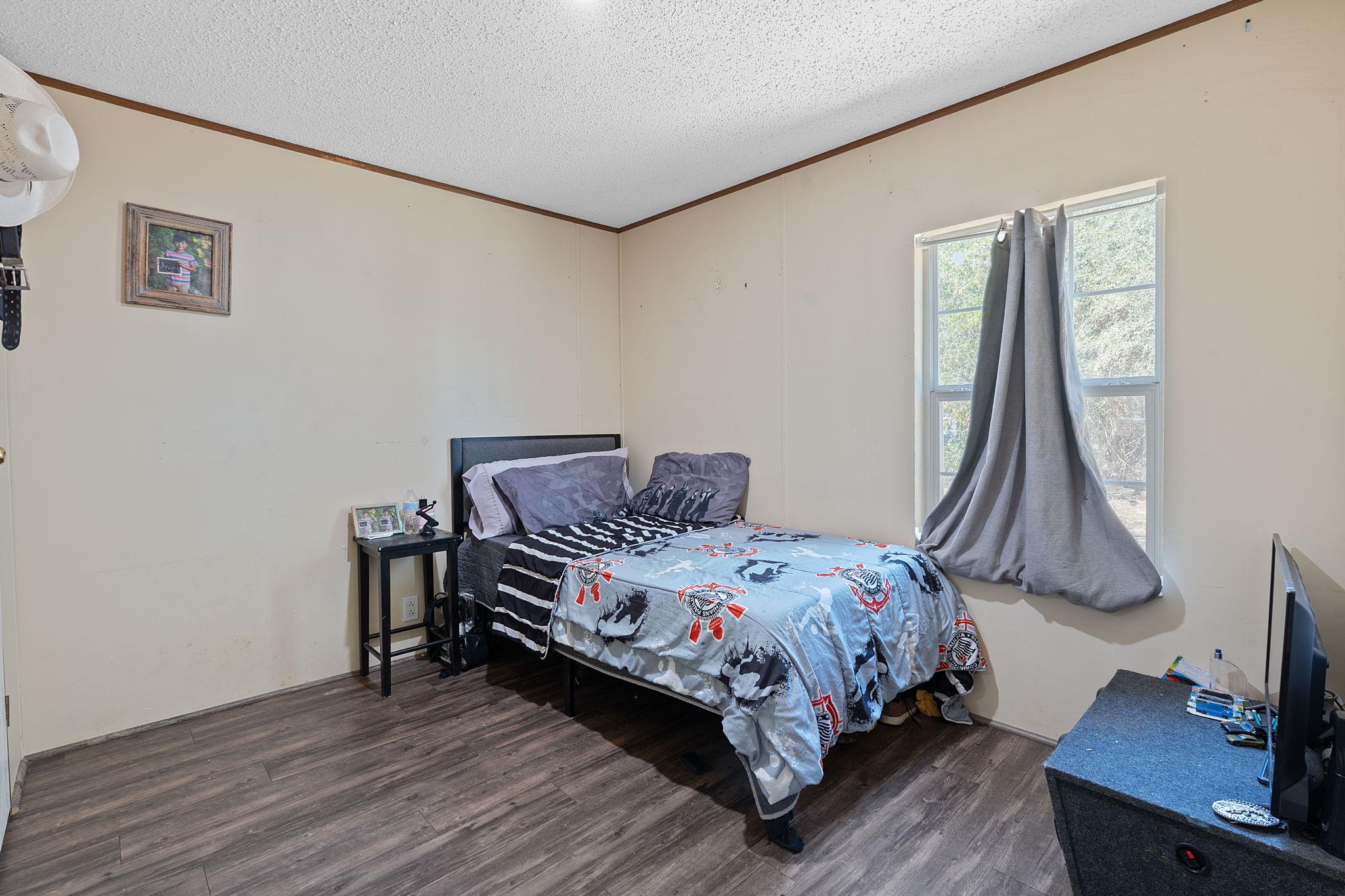 155 Forister Ranch Dr, Dale, TX 78616