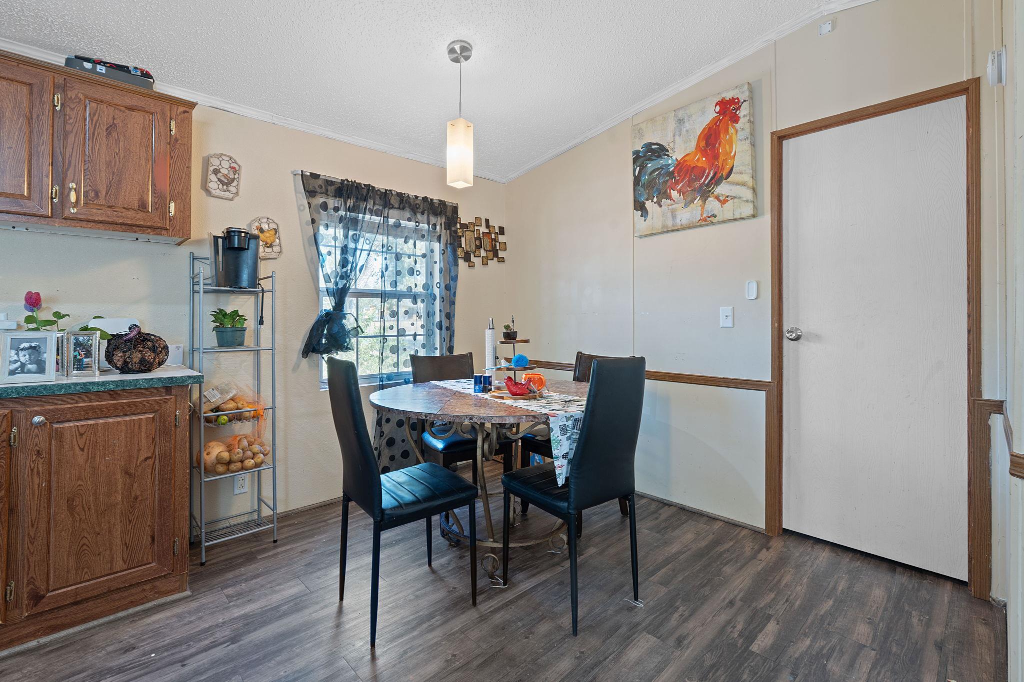 155 Forister Ranch Dr, Dale, TX 78616