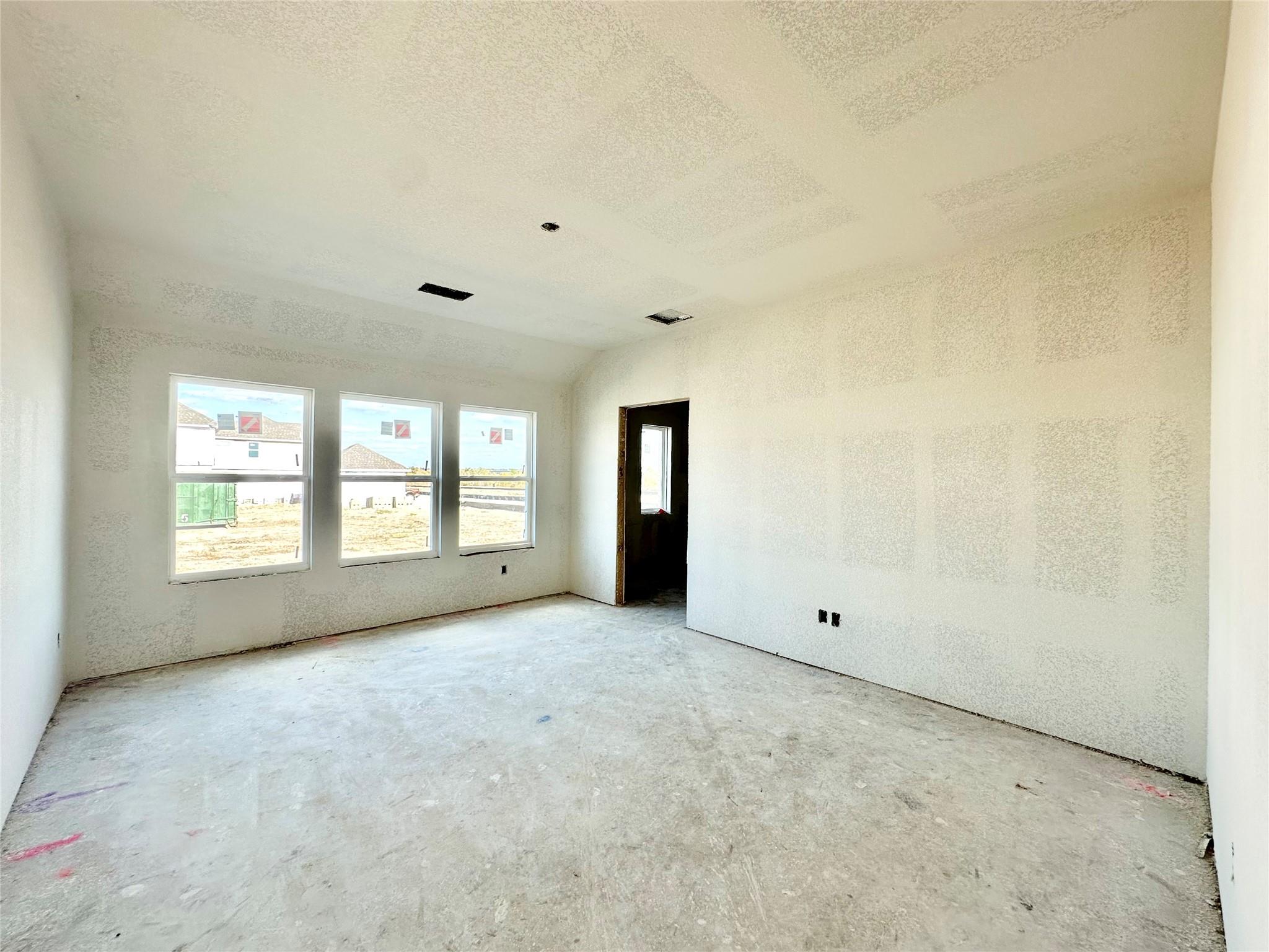 215 Bellie Ln, Kyle, TX 78640