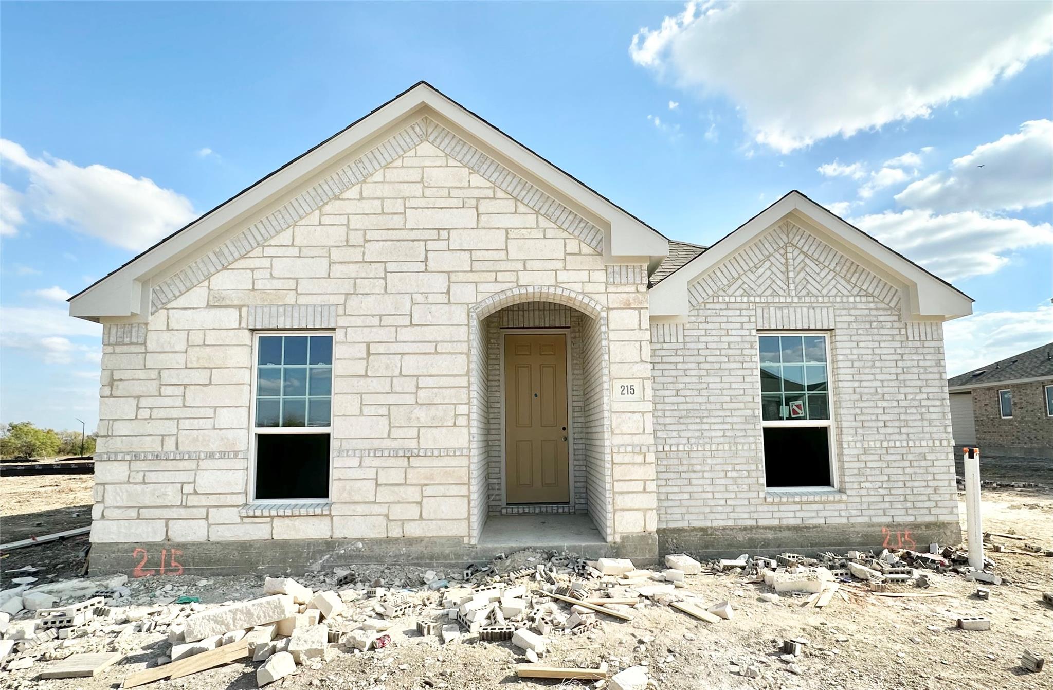 215 Bellie Ln, Kyle, TX 78640