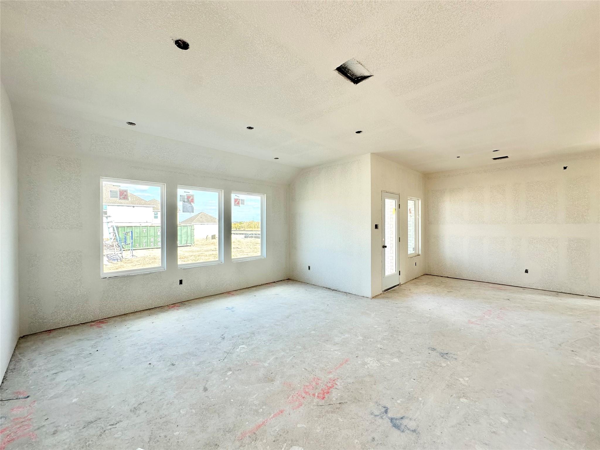 215 Bellie Ln, Kyle, TX 78640