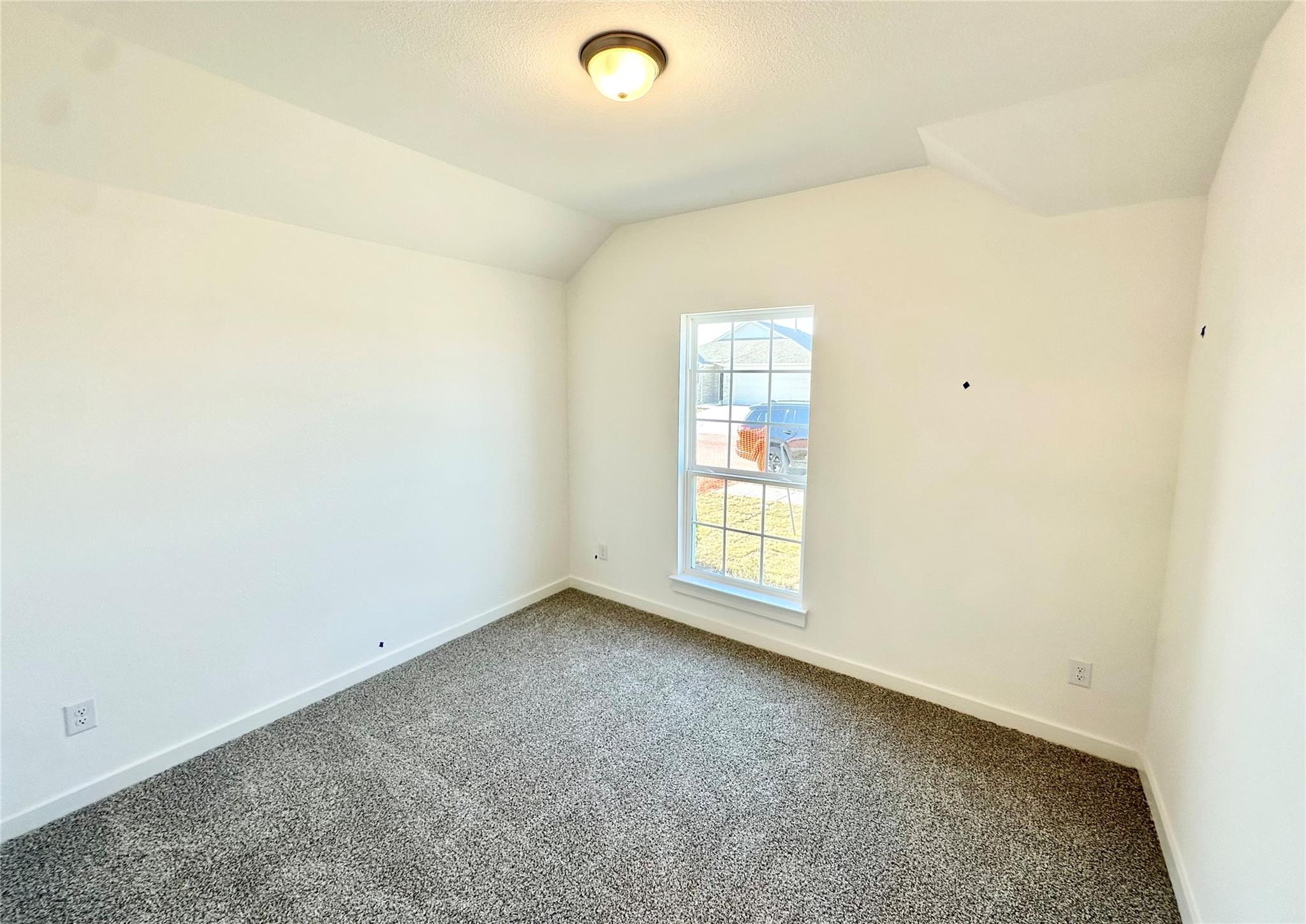 215 Bellie Ln, Kyle, TX 78640