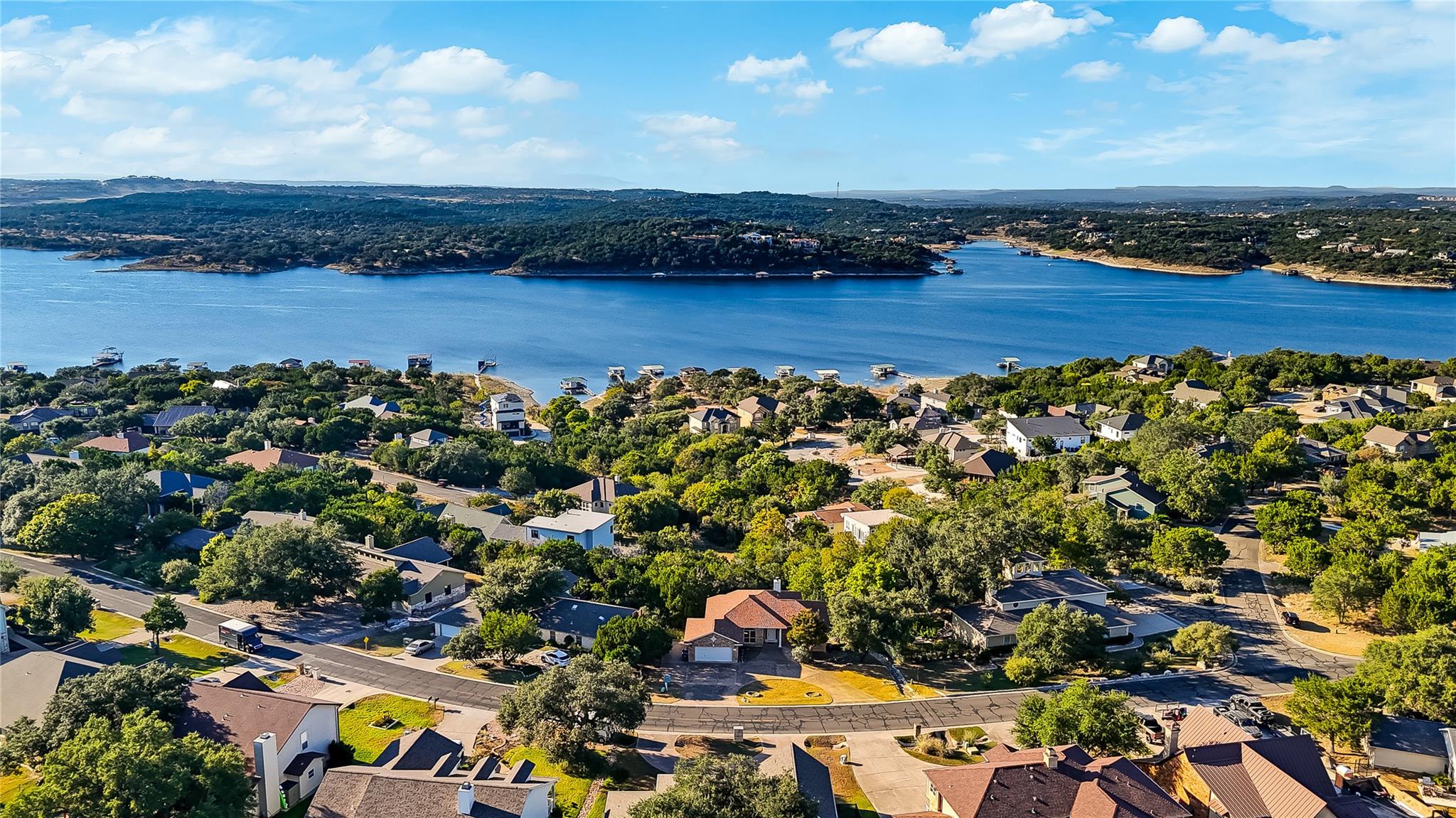 18906 Venture Dr, Point Venture, TX 78645