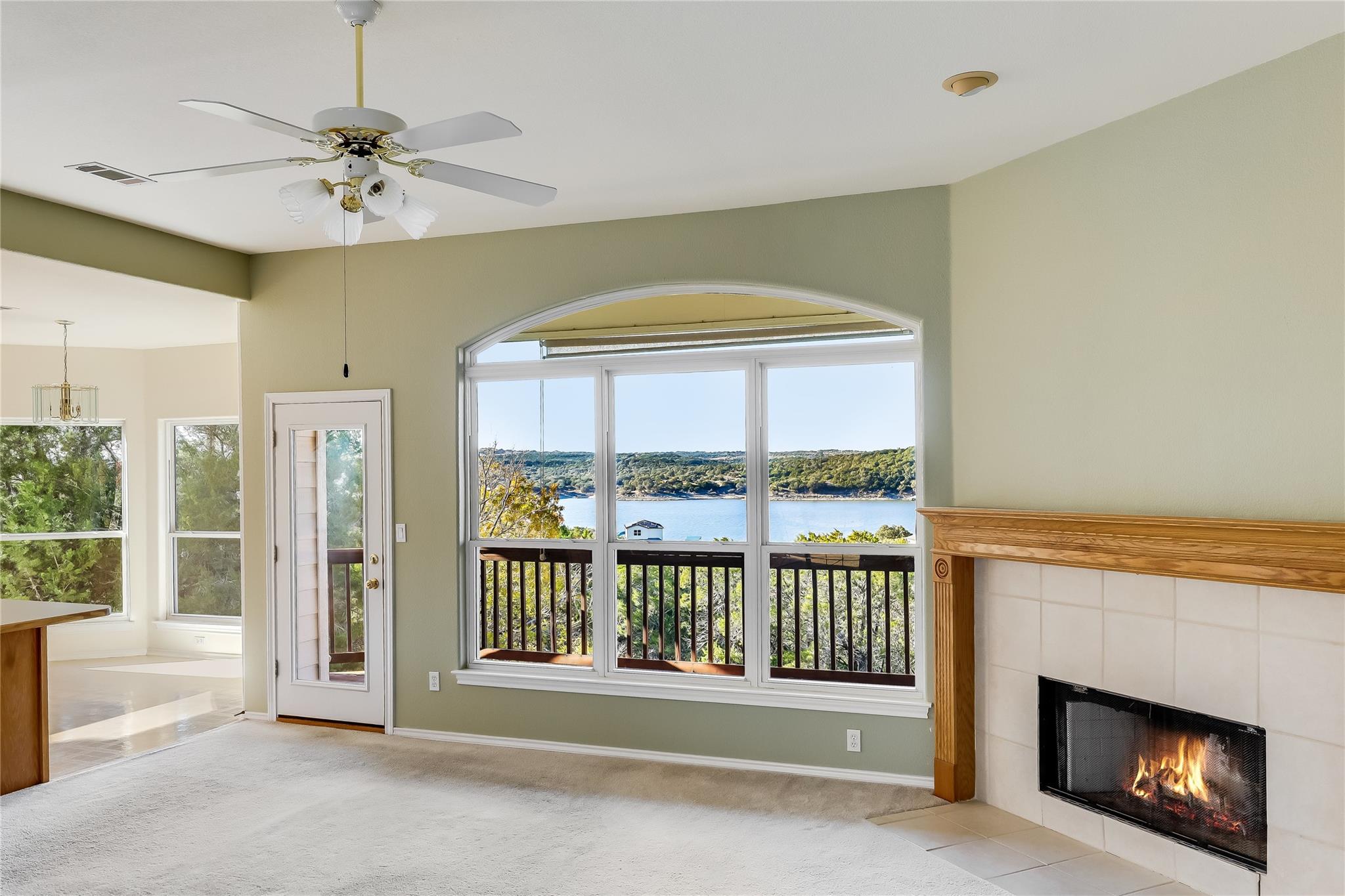 18906 Venture Dr, Point Venture, TX 78645