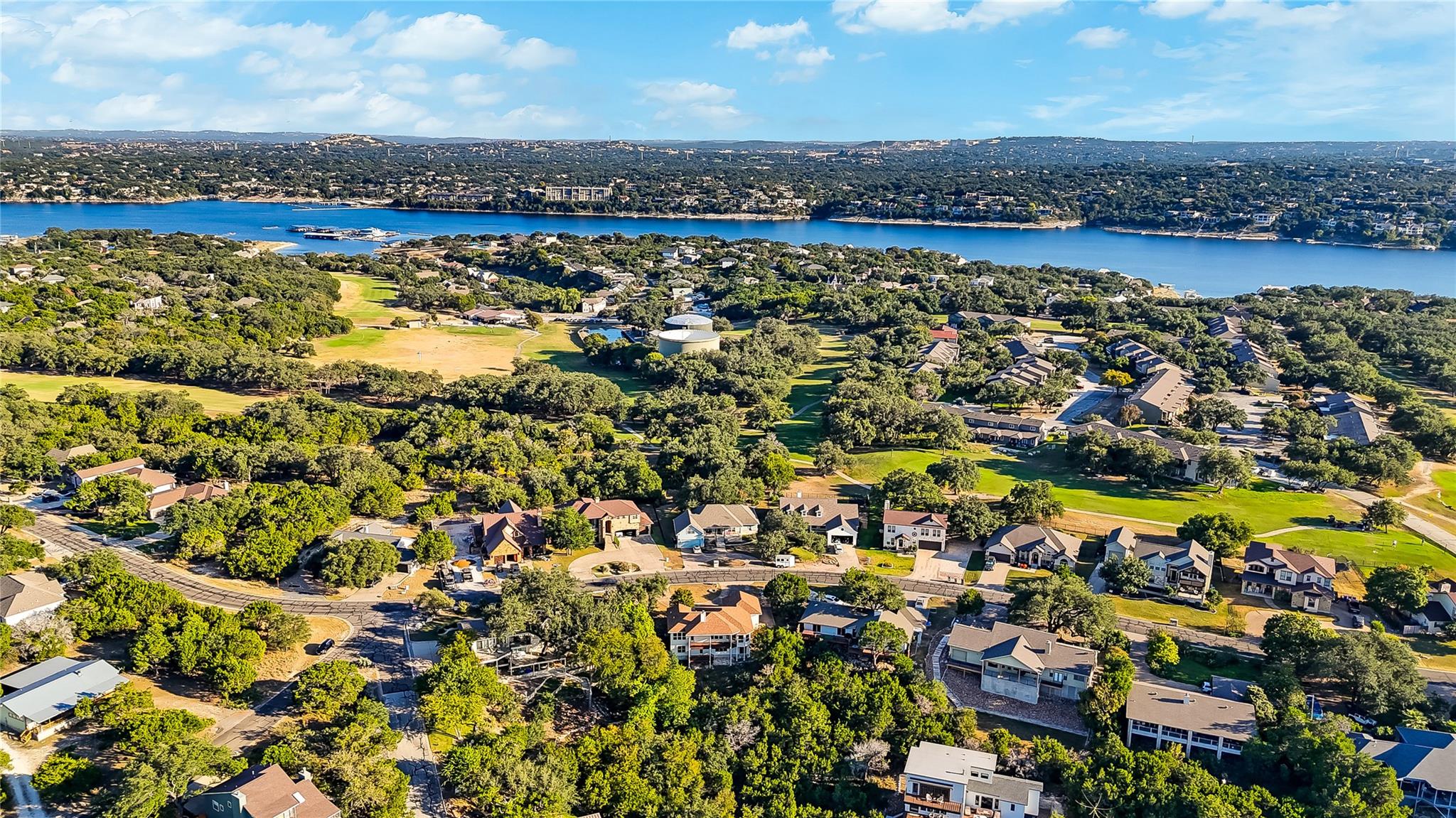 18906 Venture Dr, Point Venture, TX 78645