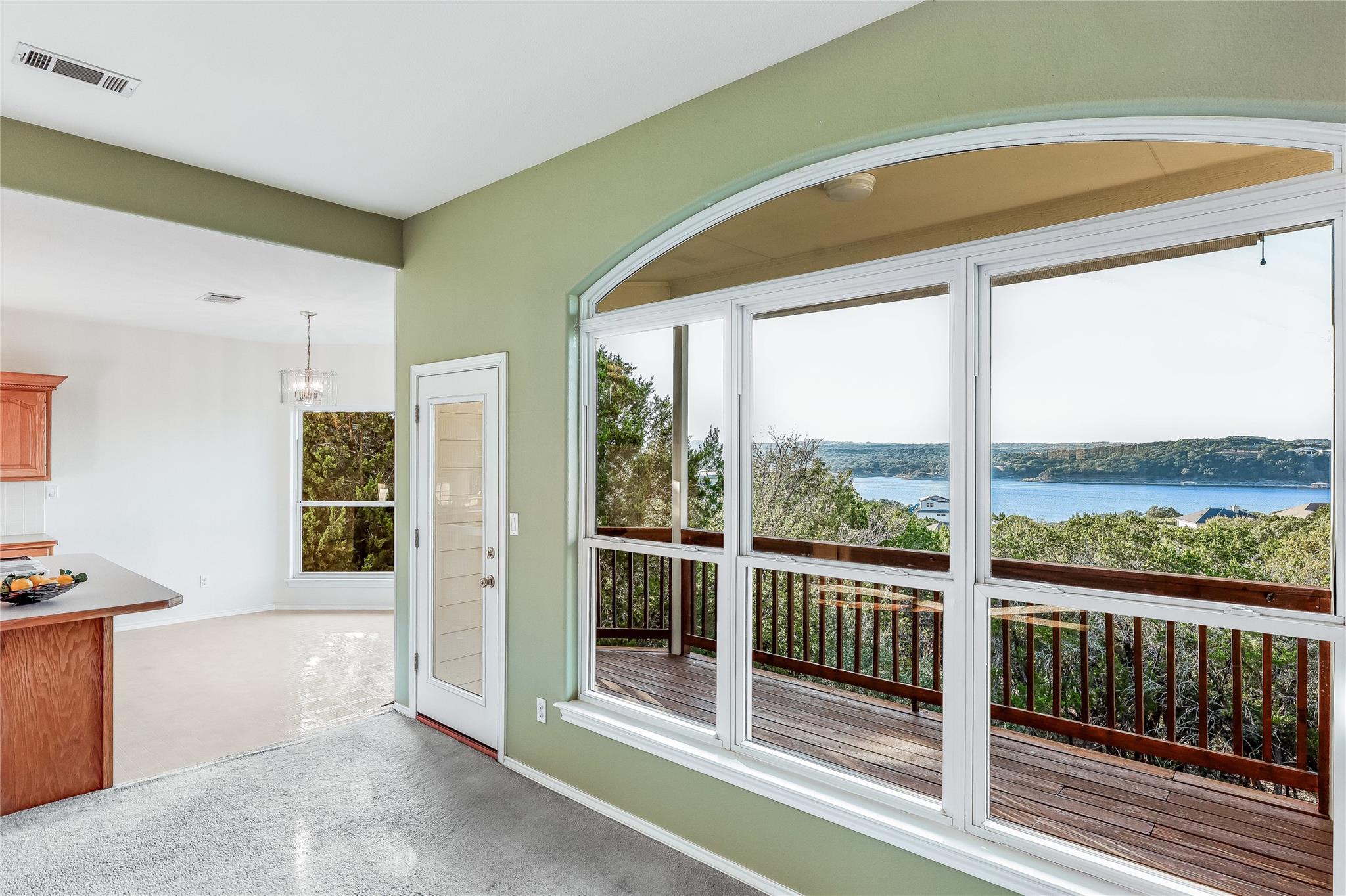 18906 Venture Dr, Point Venture, TX 78645