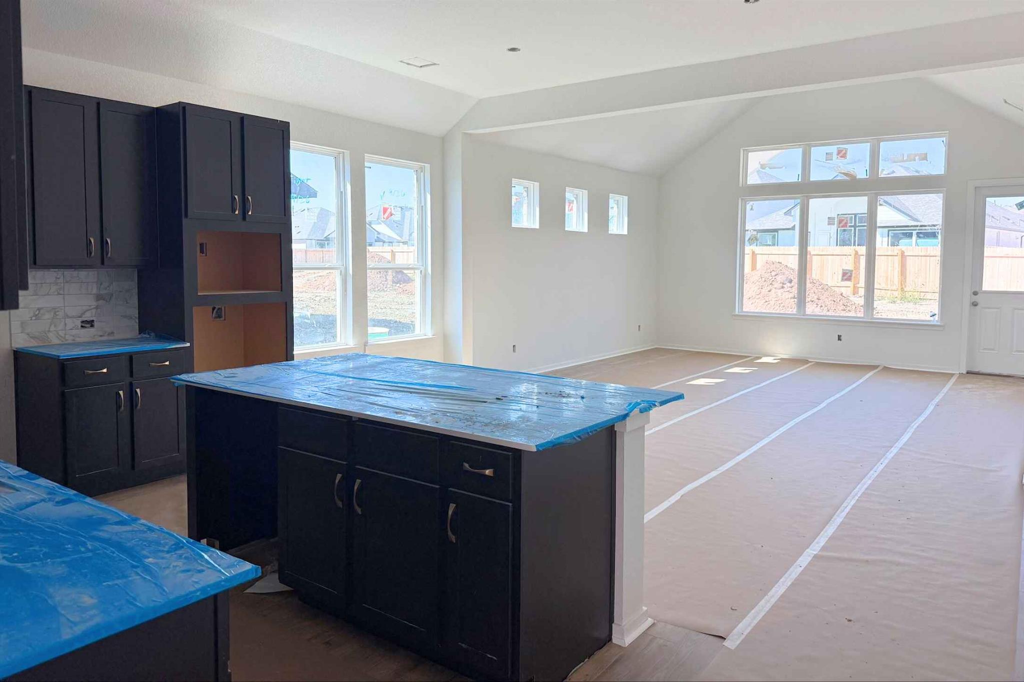 13608 Grassdale Vw, Manor, TX 78653