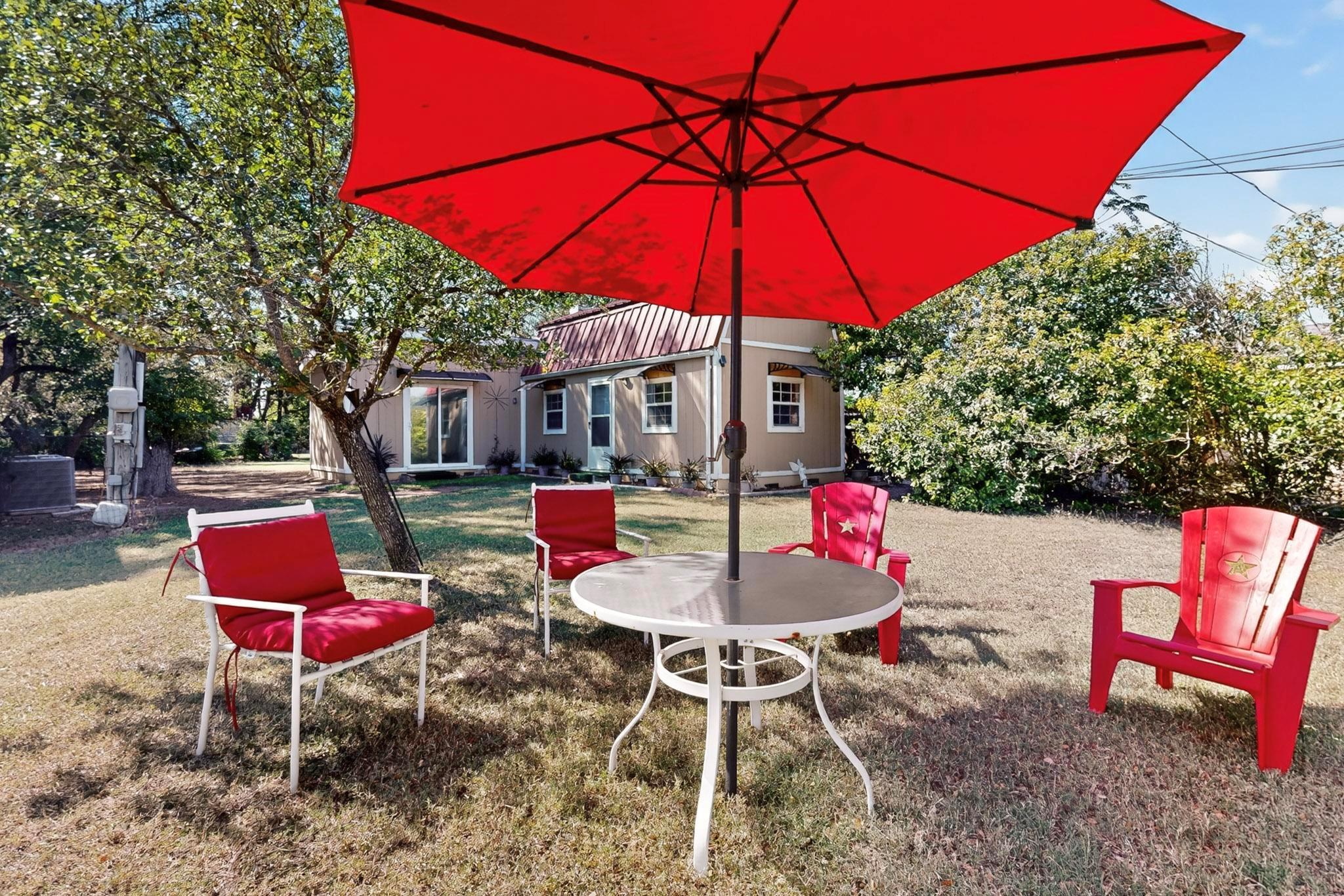 15711 La Hacienda Dr, Austin, TX 78734