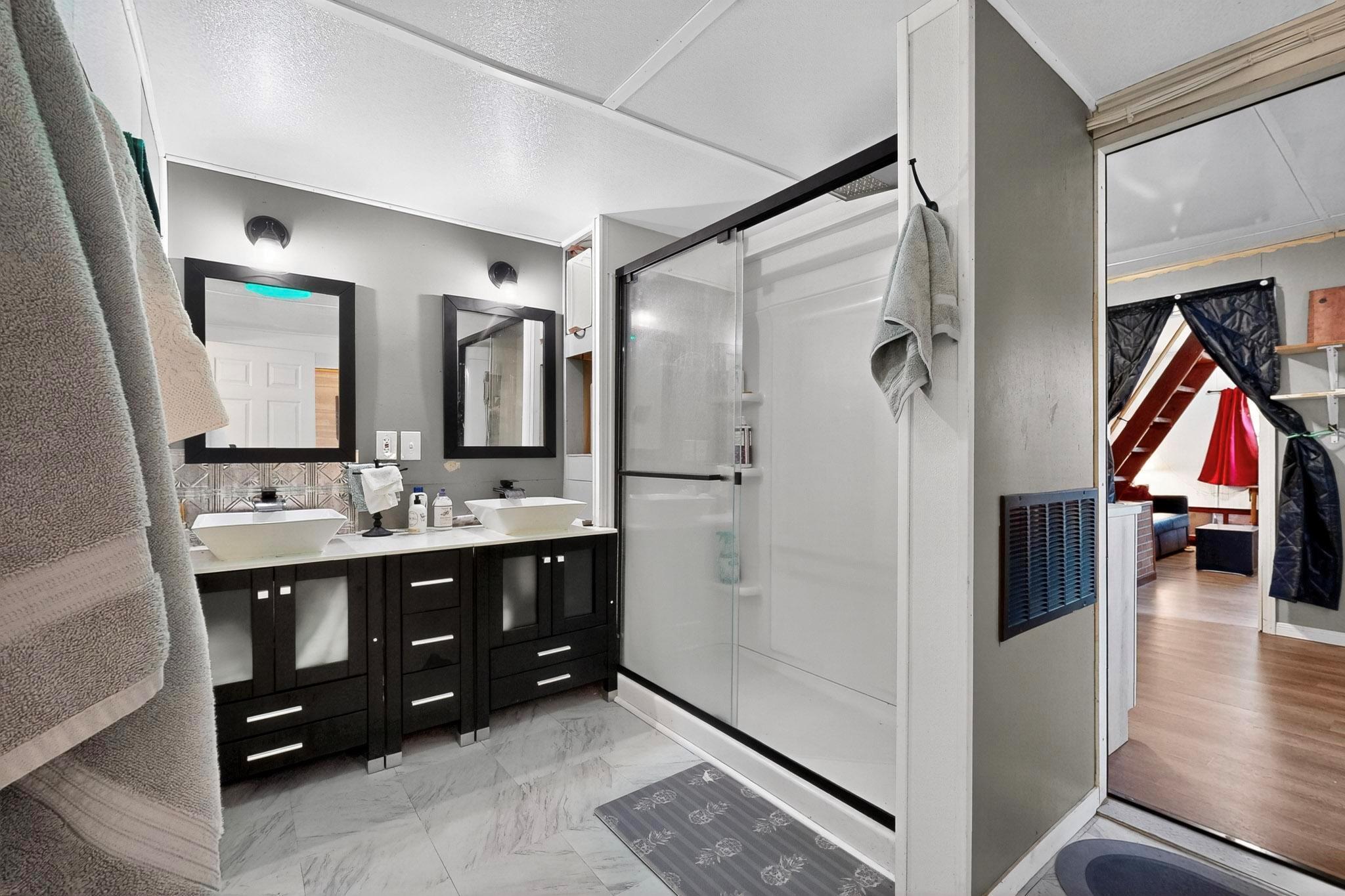 15711 La Hacienda Dr, Austin, TX 78734