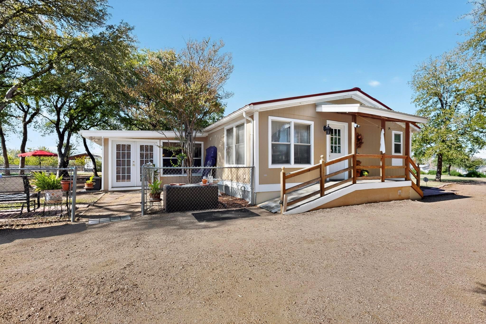 15711 La Hacienda Dr, Austin, TX 78734