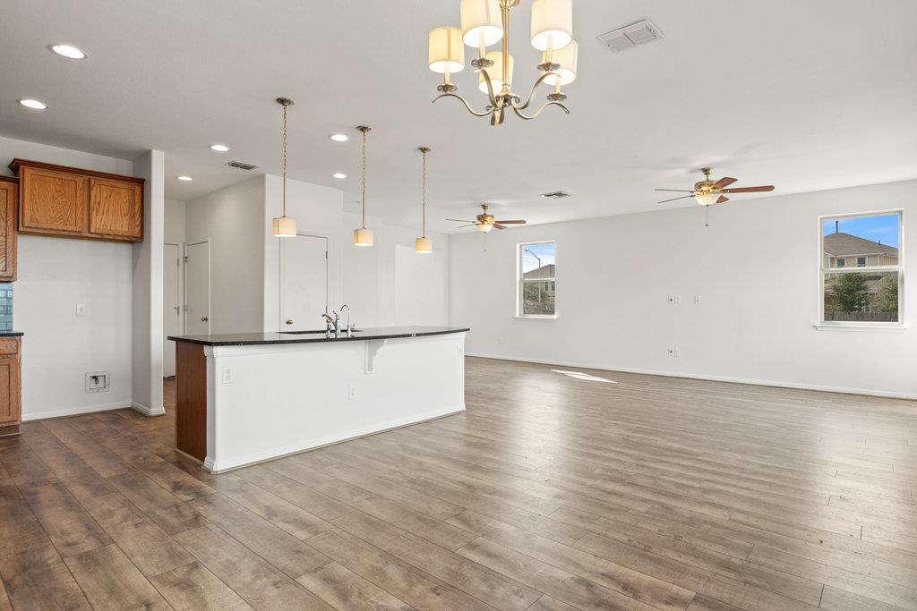 117 Wapiti Rd, Buda, TX 78610