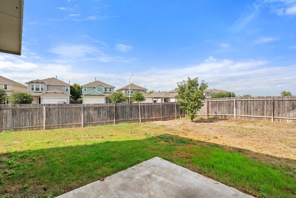 117 Wapiti Rd, Buda, TX 78610