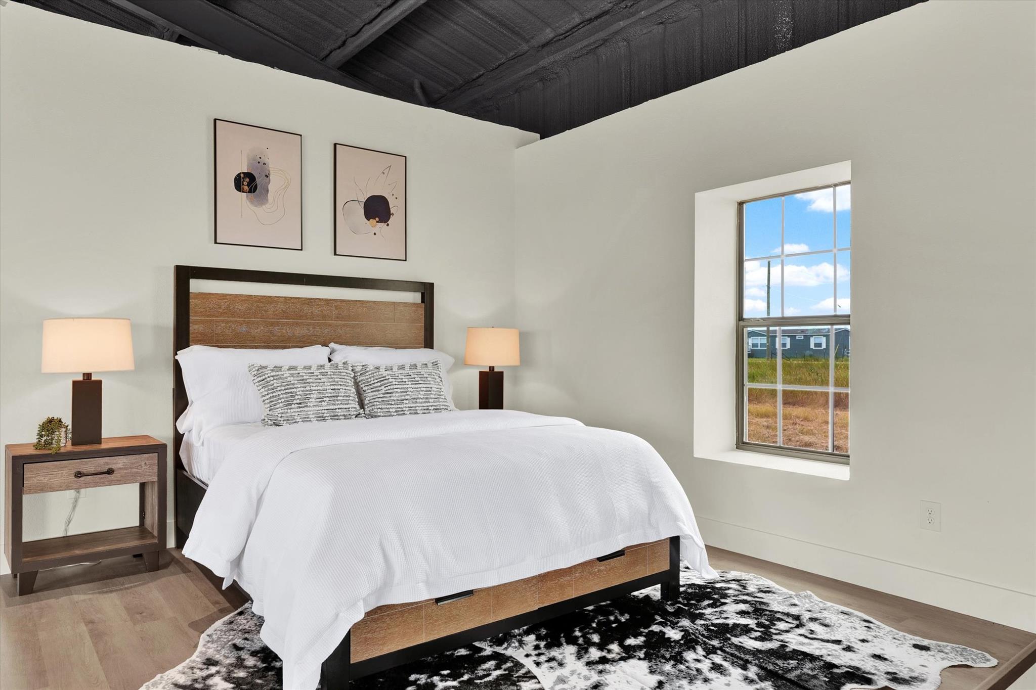 261 County Road 423, Taylor, TX 76574