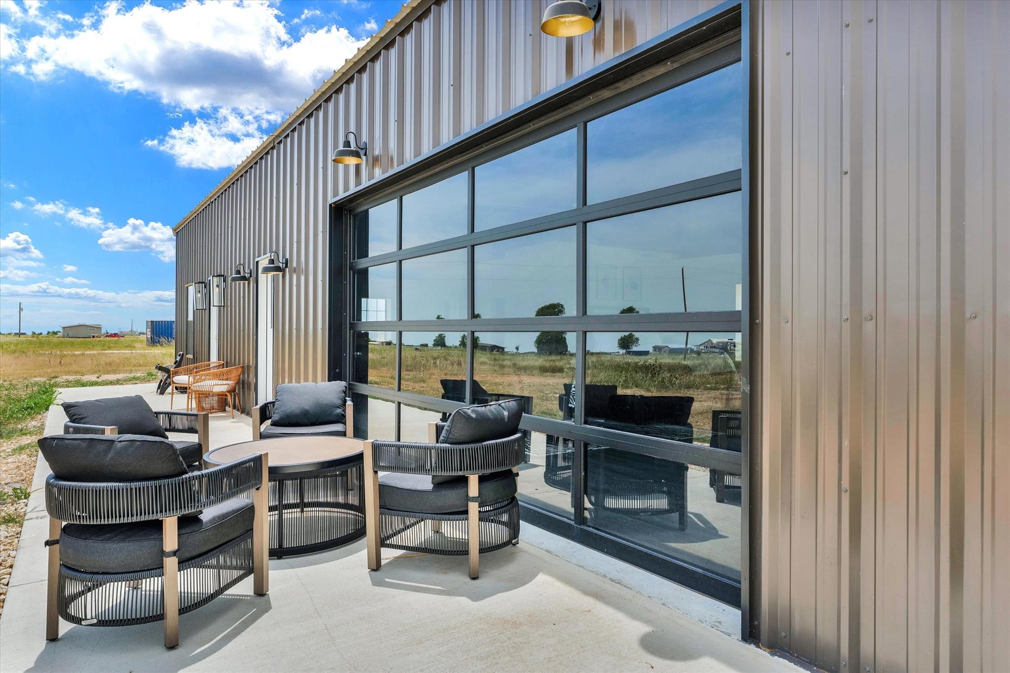 261 County Road 423, Taylor, TX 76574