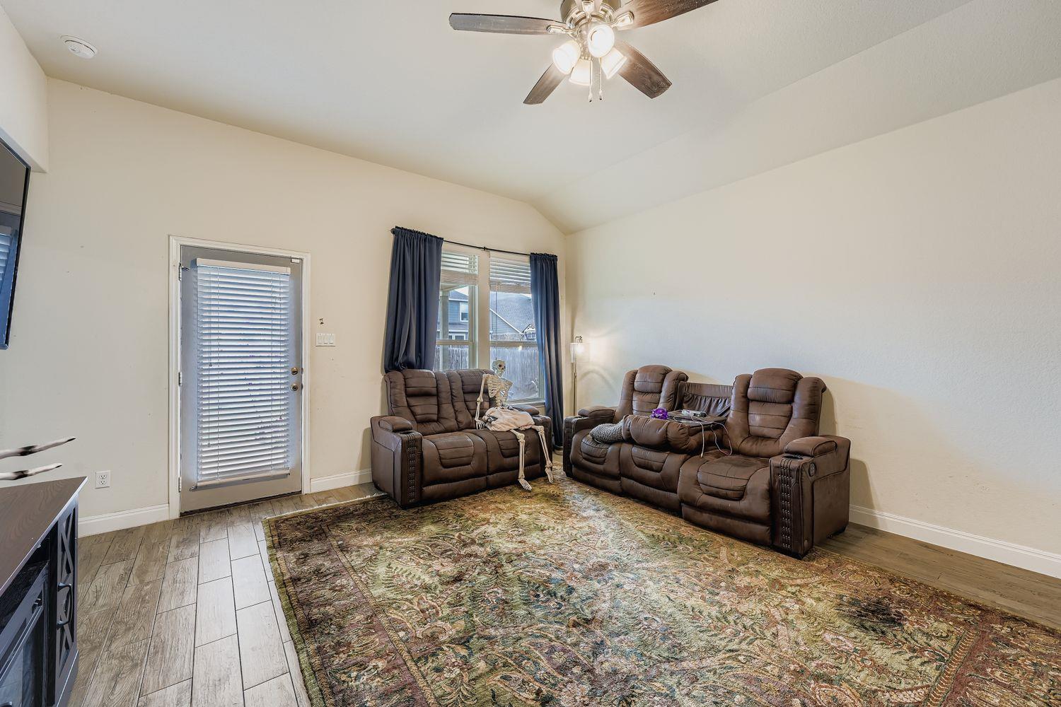 192 Andele Way, Liberty Hill, TX 78642